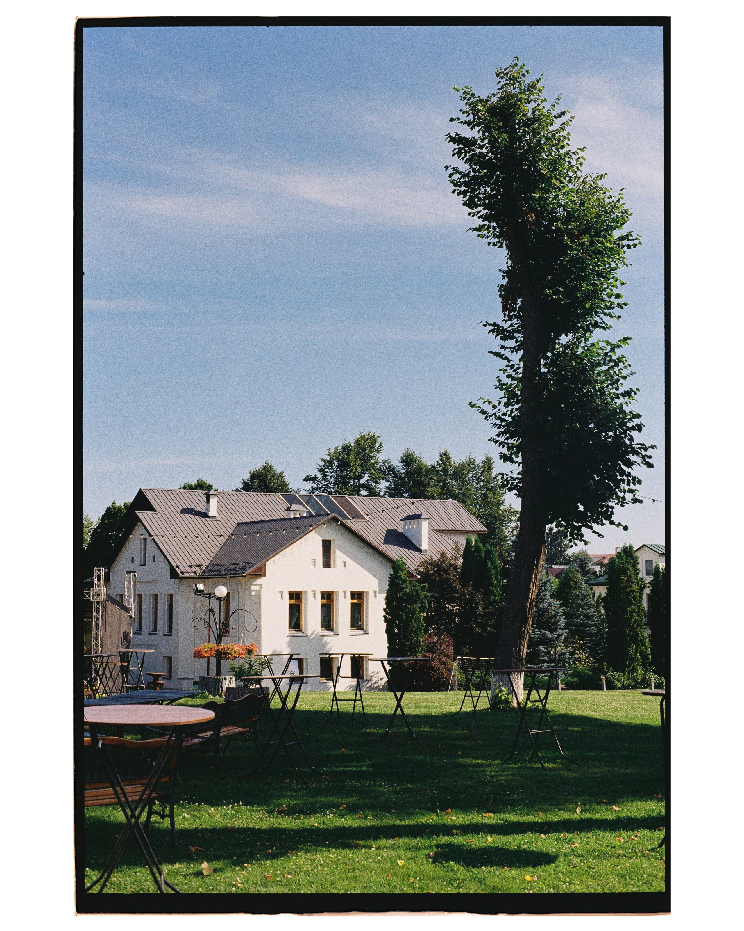 SUZDAL. ANNA — PHOTOGRAPHER