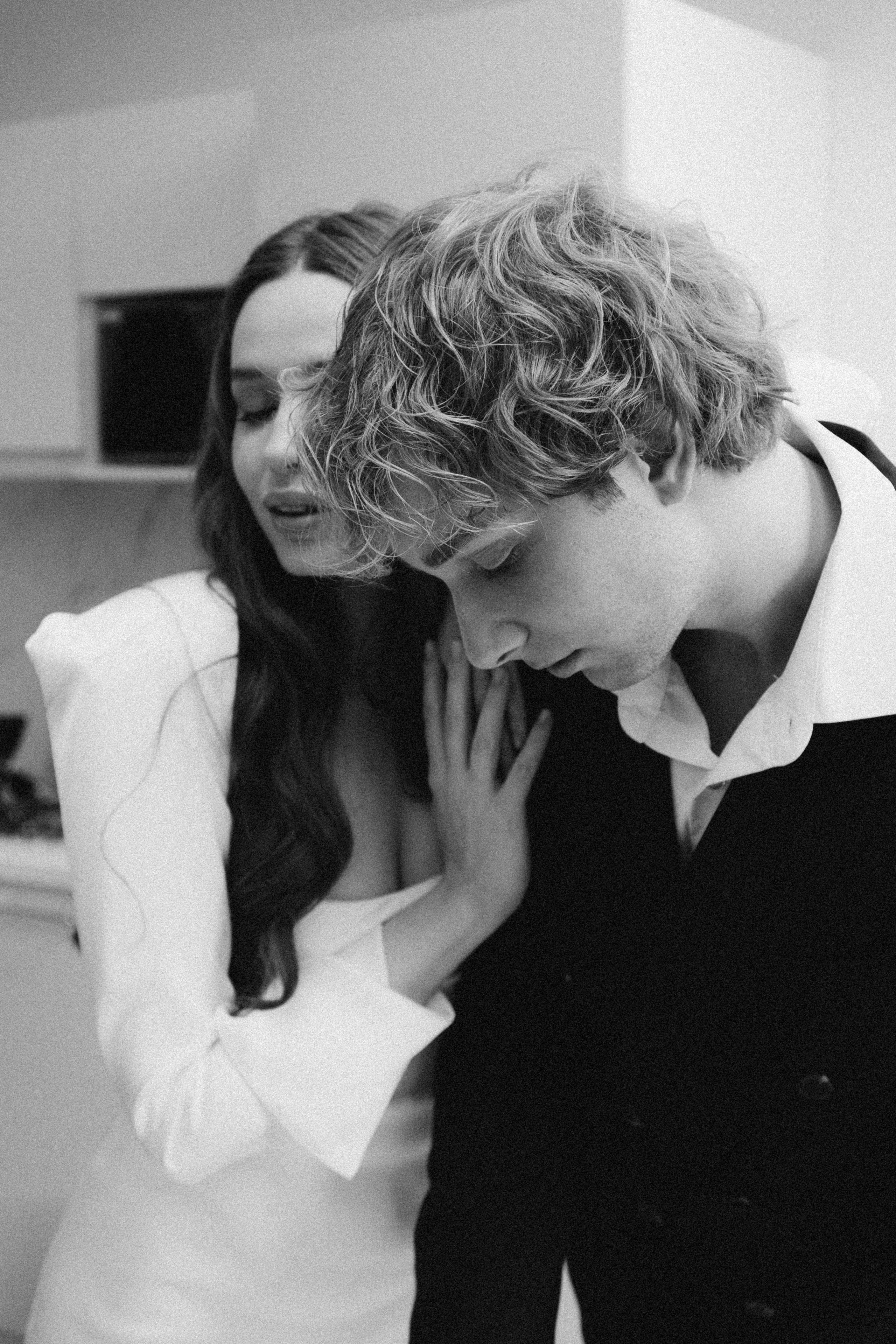 СВАДЕБНАЯ СЬЕМКА В ОТЕЛЕ. СБОРЫ ЖЕНИХА И НЕВЕСТЫ И ТАКЖЕ ТОР И ПОДГОТОВКА К ПРОГУЛКЕ. Профессиональный фотограф, Санкт-Петербург — Виктория Богомолова