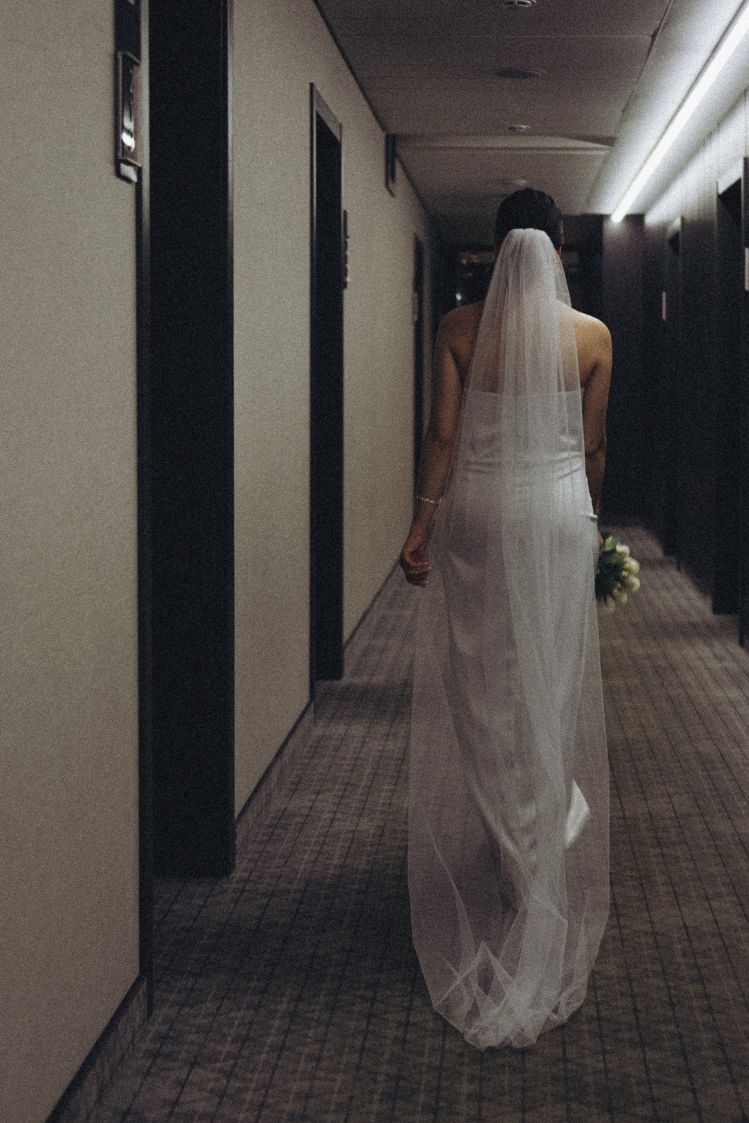 СВАДЕБНАЯ СЬЕМКА СБОРОВ ЖЕНИХА И НЕВЕСТЫ В ОТЕЛЕ И ТАКЖЕ ФОТОСЕССИИЯ В ОТЕЛЕЕ МЕГАПОЛИС БРЯНСК. Профессиональный фотограф, Санкт-Петербург — Виктория Богомолова