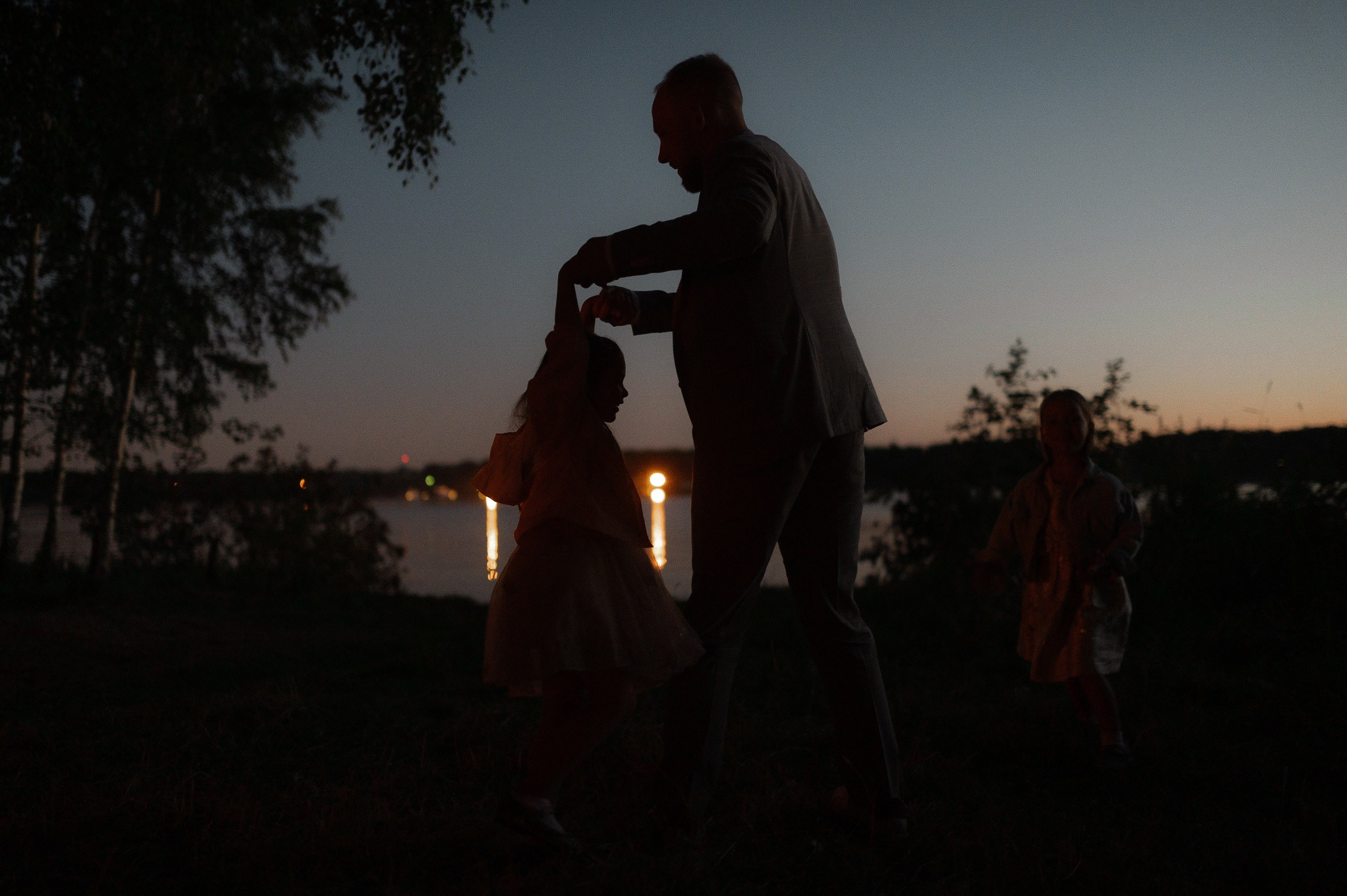 Камерный свадебный ужин в березовой роще. Афина Ефимова. Свадебный фотограф Москва