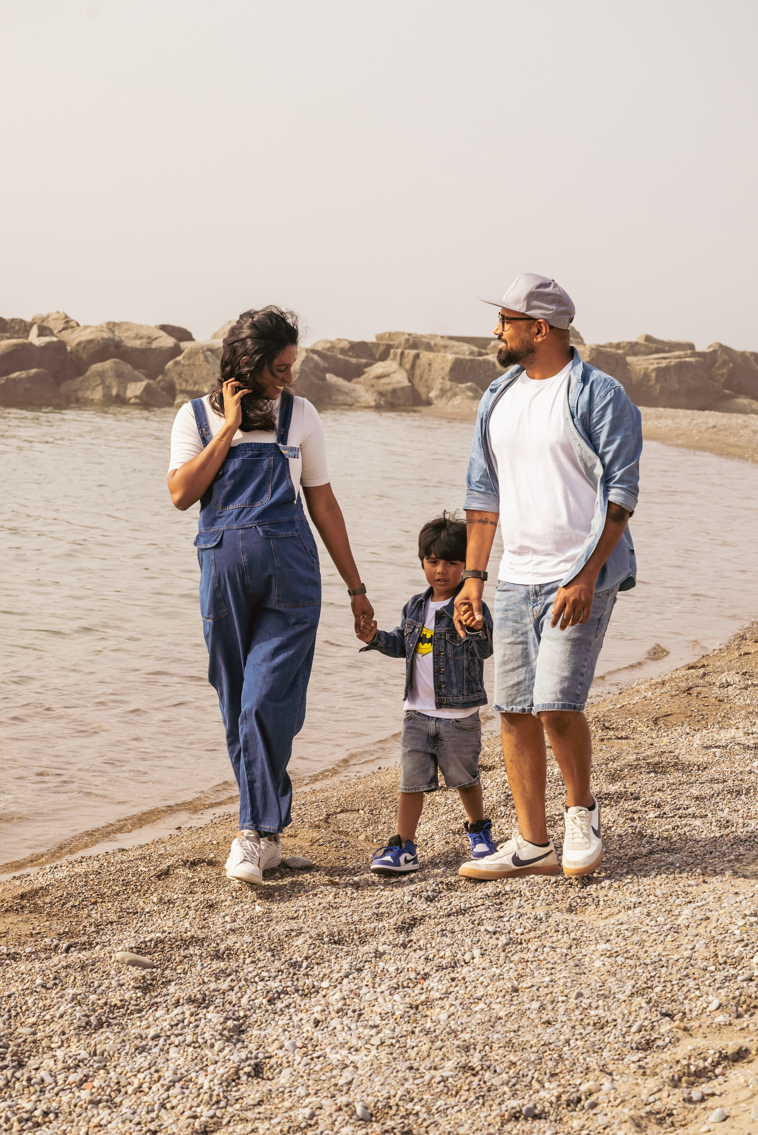 Maternity photo shoot. Family Photographer in Toronto — Natural Family & Lifestyle Photography | Khorosheva Irina