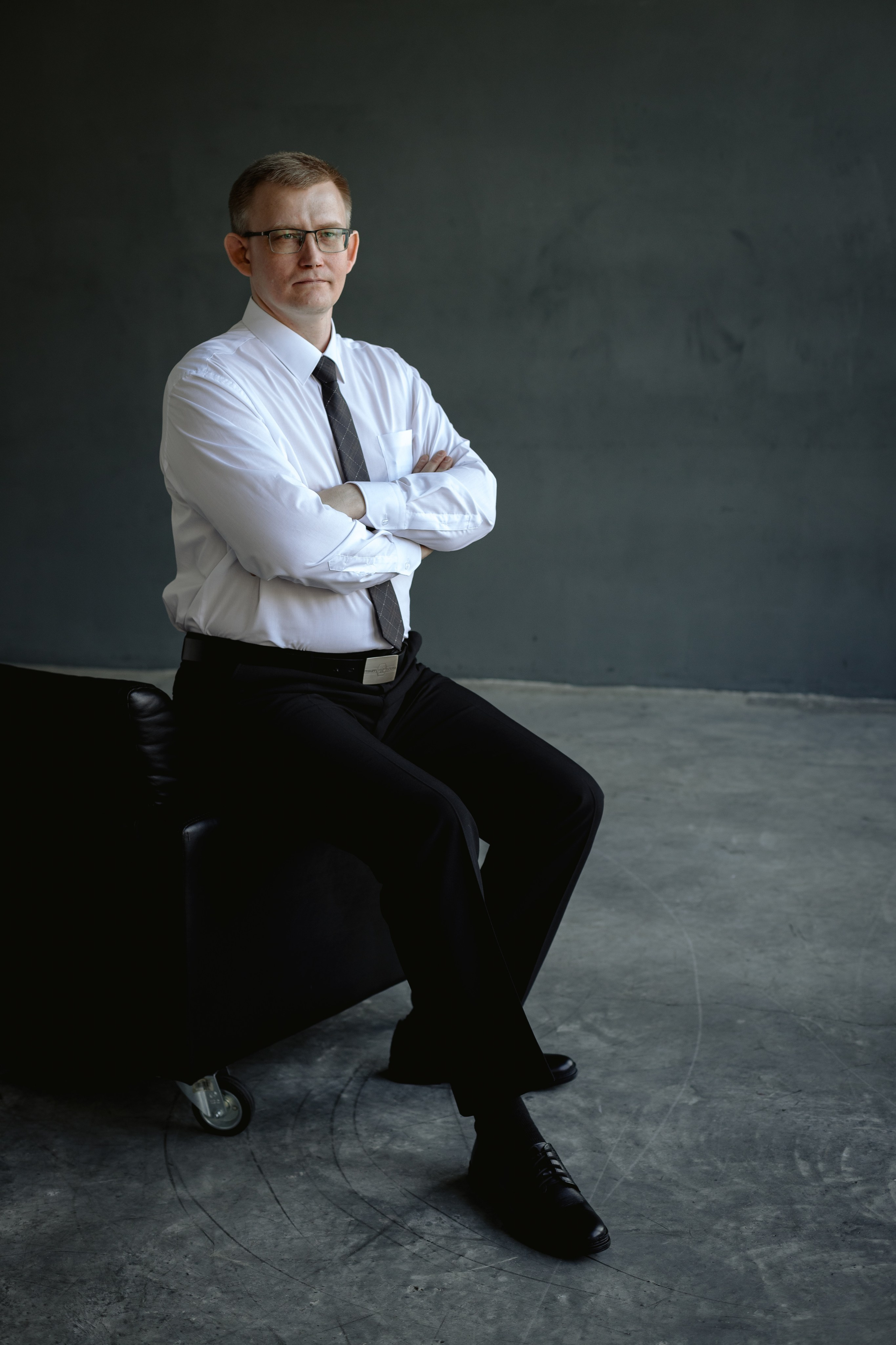 Алексей. Фотограф Челябинск Эвелина Ганага, съемка для бизнеса и маркетплейсов