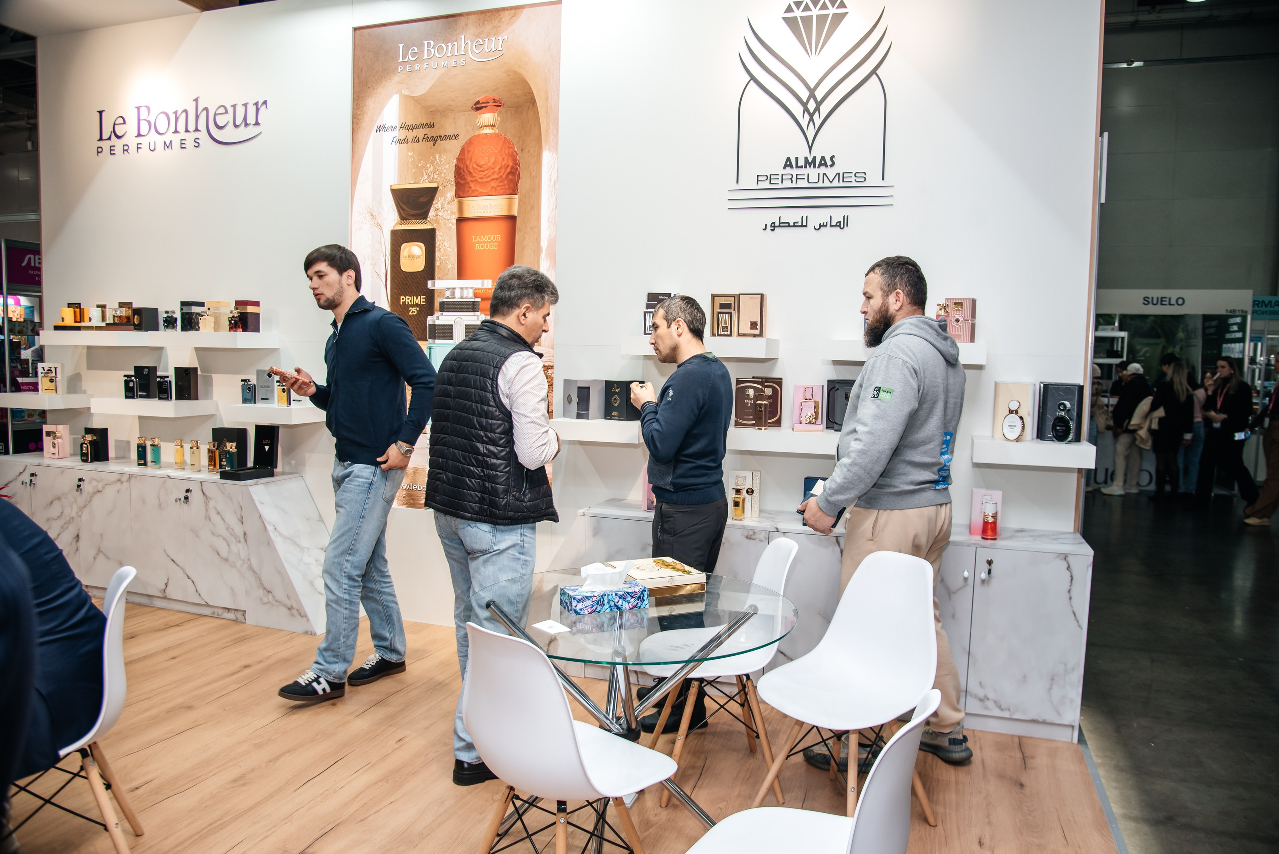 Almas parfumes Intersharm 2025. Фотограф в Москве Елена Брюханова