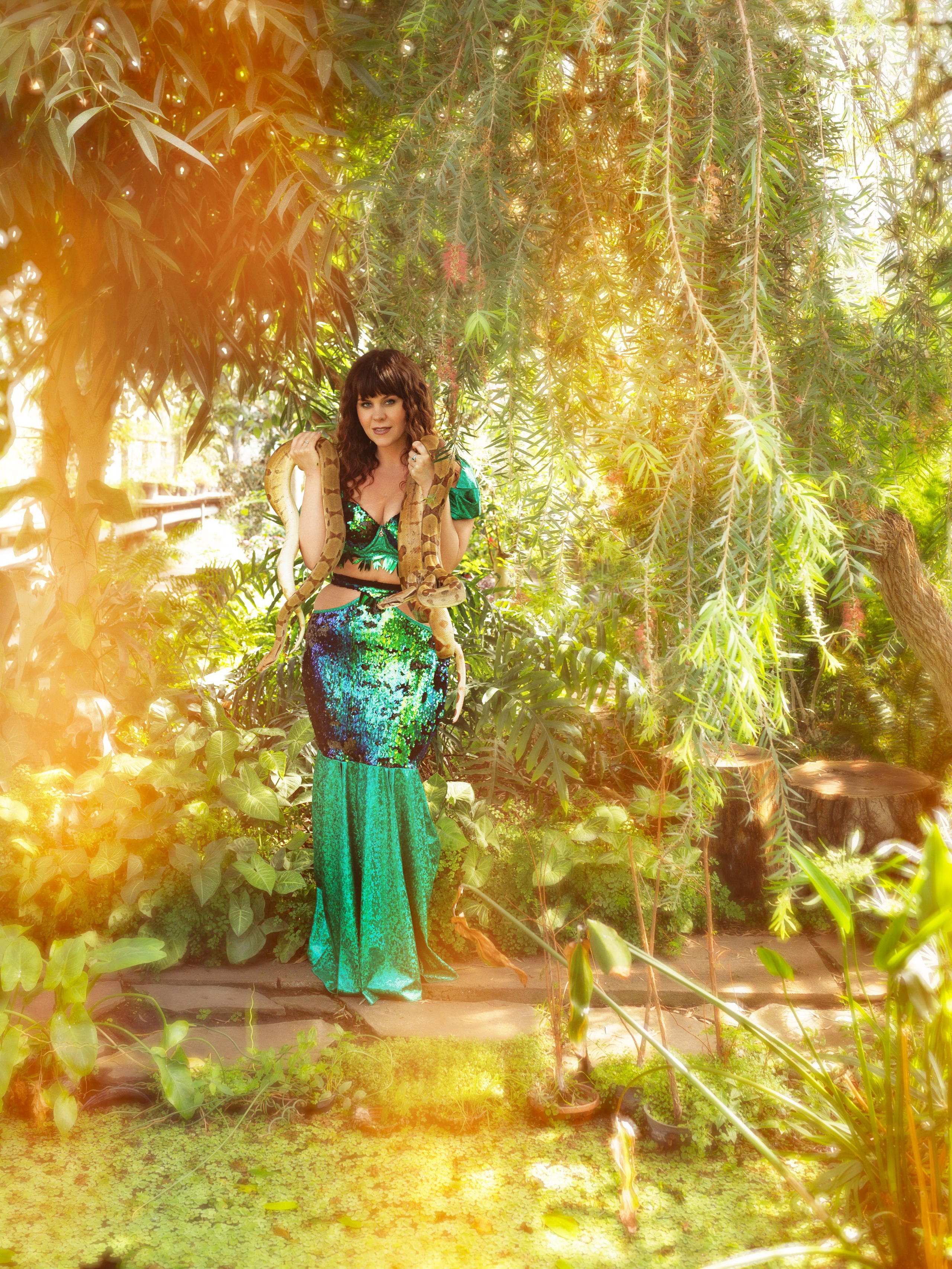 Фотосессии со змейкой. Свадебный и семейный фотограф Виолетта в Липецке