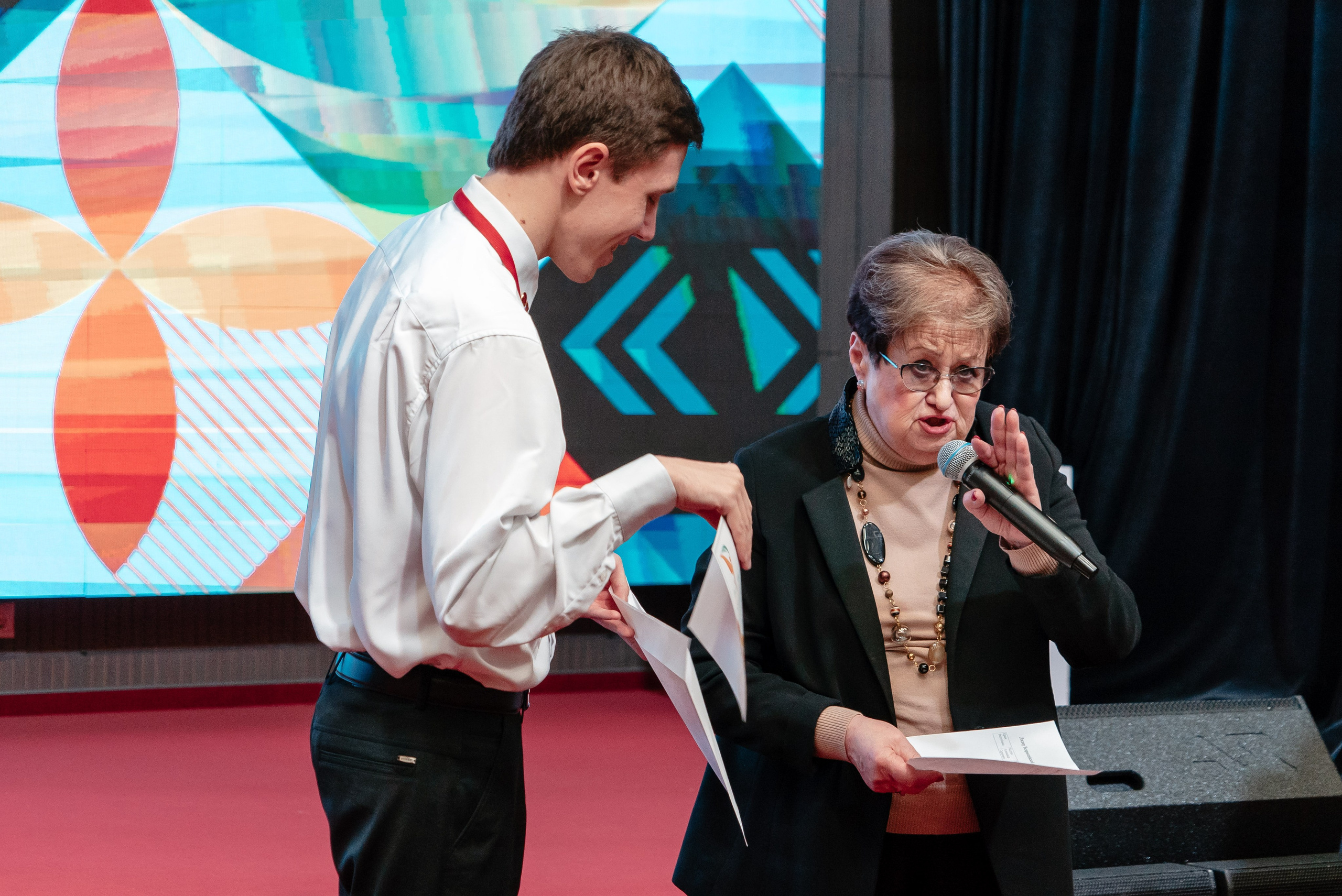 Всероссийская Олимпиада педагогов начальной школы «Мой первый учитель». Галерея ПрофАС