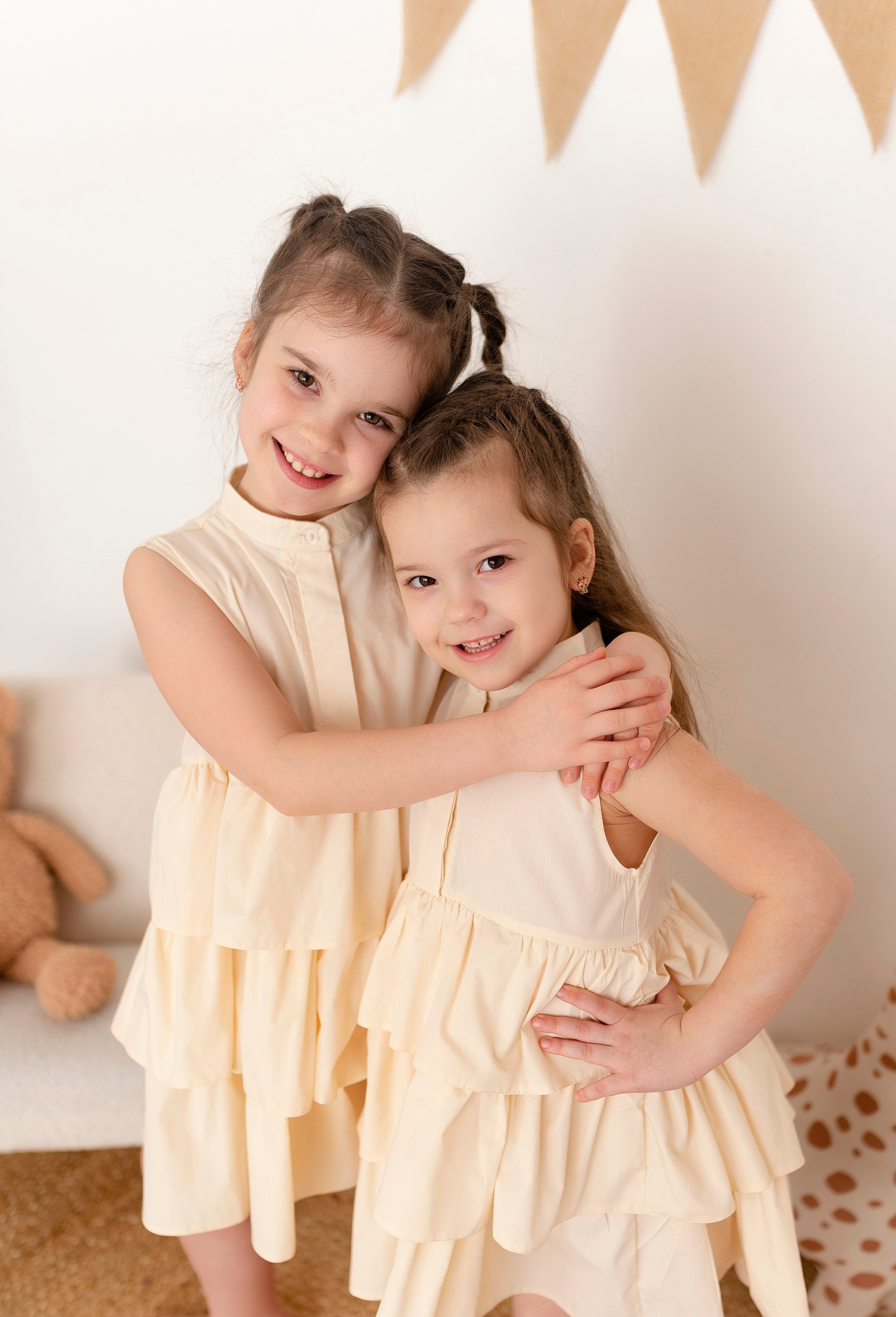 Света и Ира. Детский и семейный фотограф в Сургуте и Нефтеюганске Анна Старцева