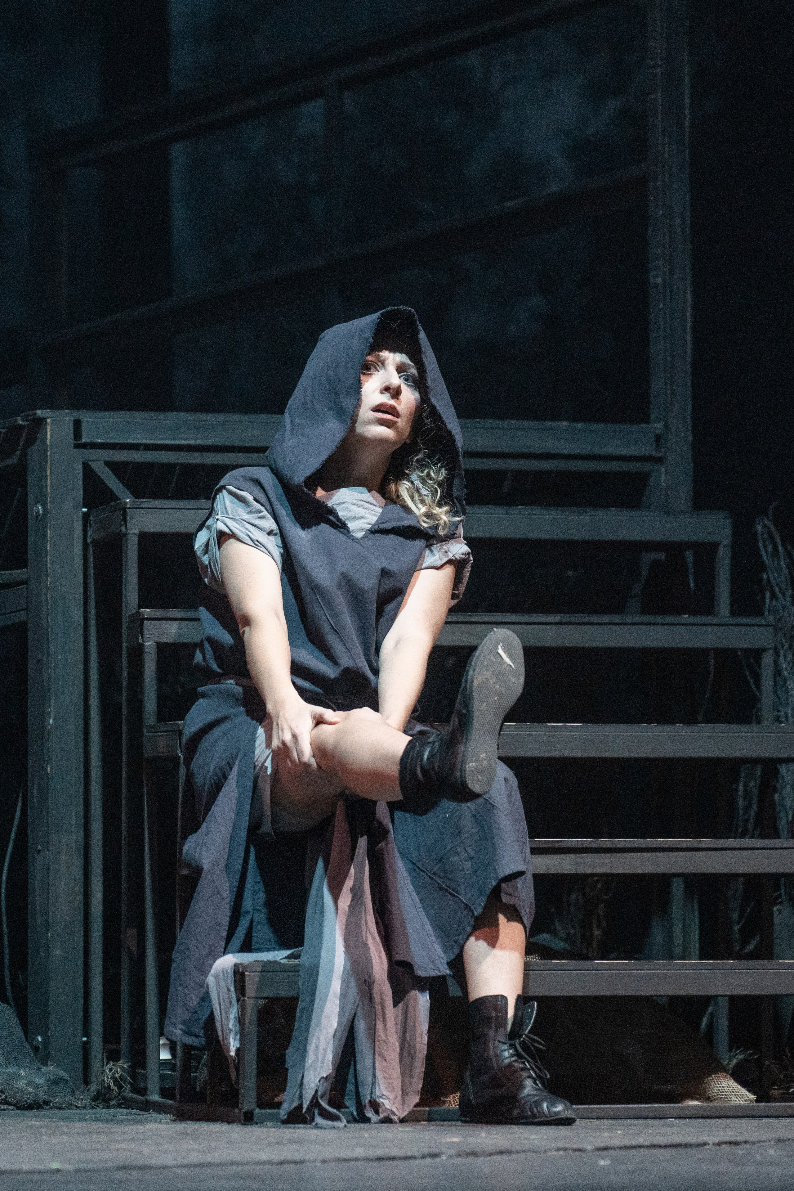 Алтайский молодёжный театр: Яга. Сайт фотографа Сергея Абрамова