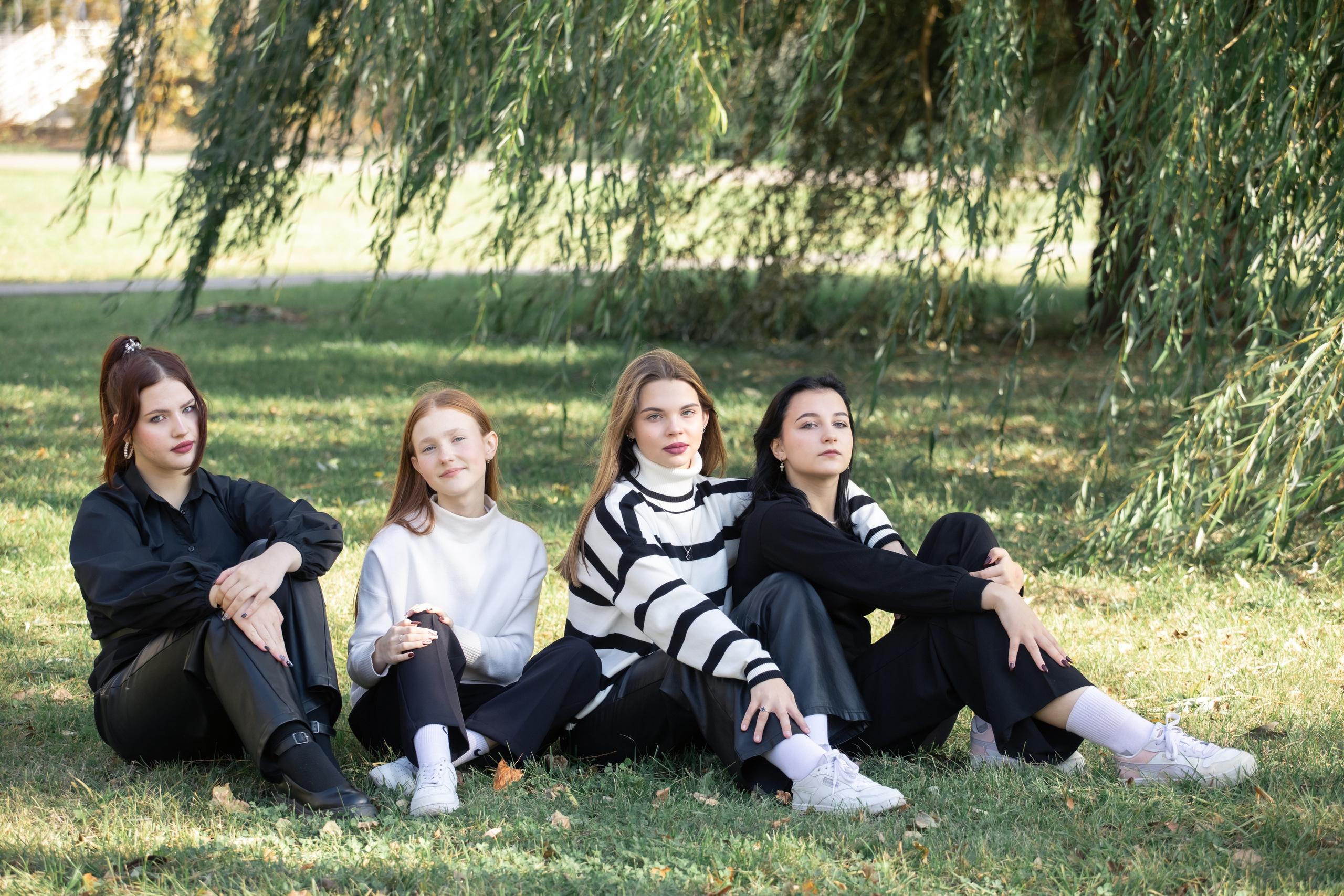 Фотосессия школьников в парке. Выпускные альбомы Евгении Виноградовой г. Липецк