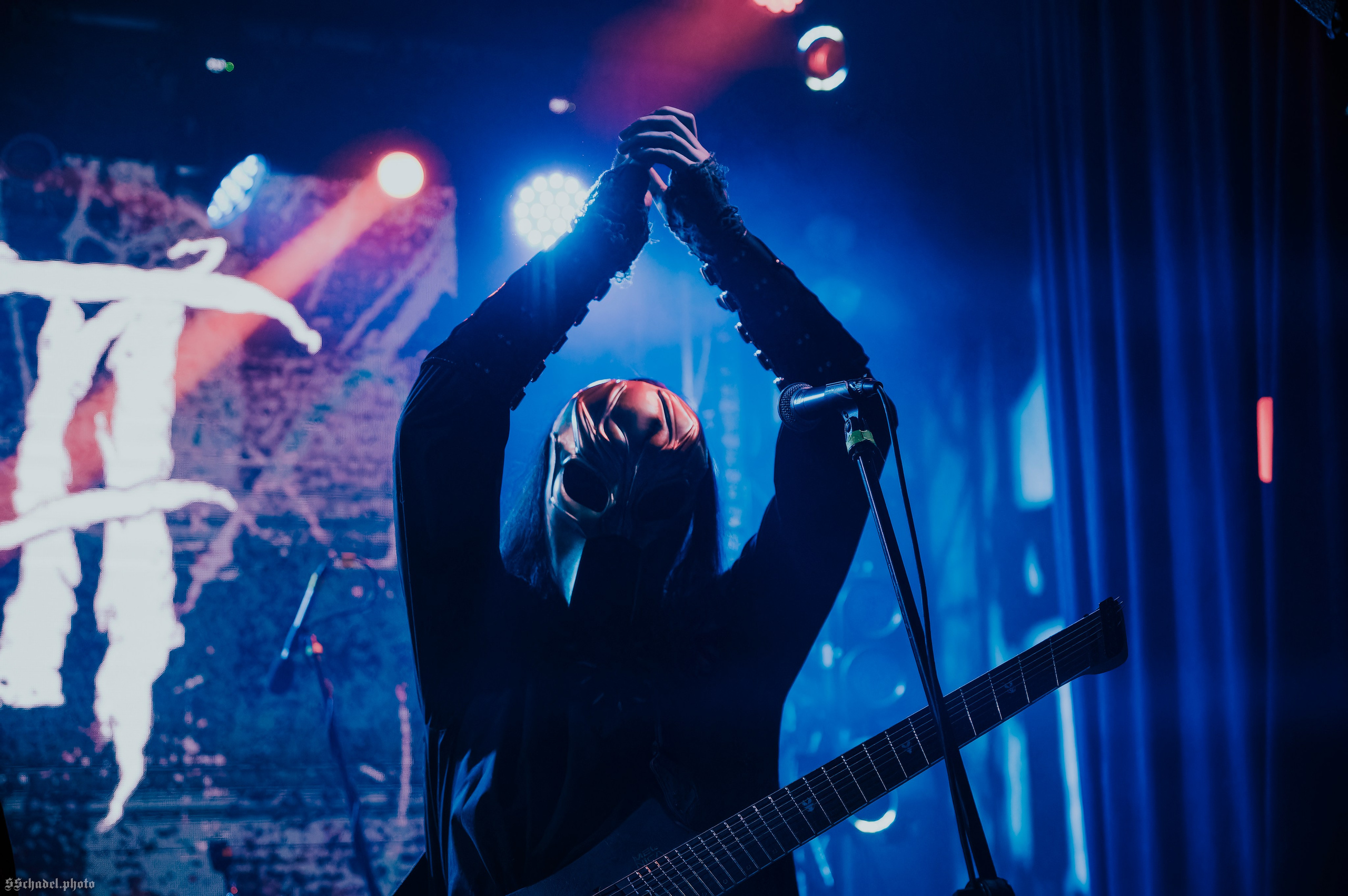 ILLA 08.05.26. We will make everything metal!