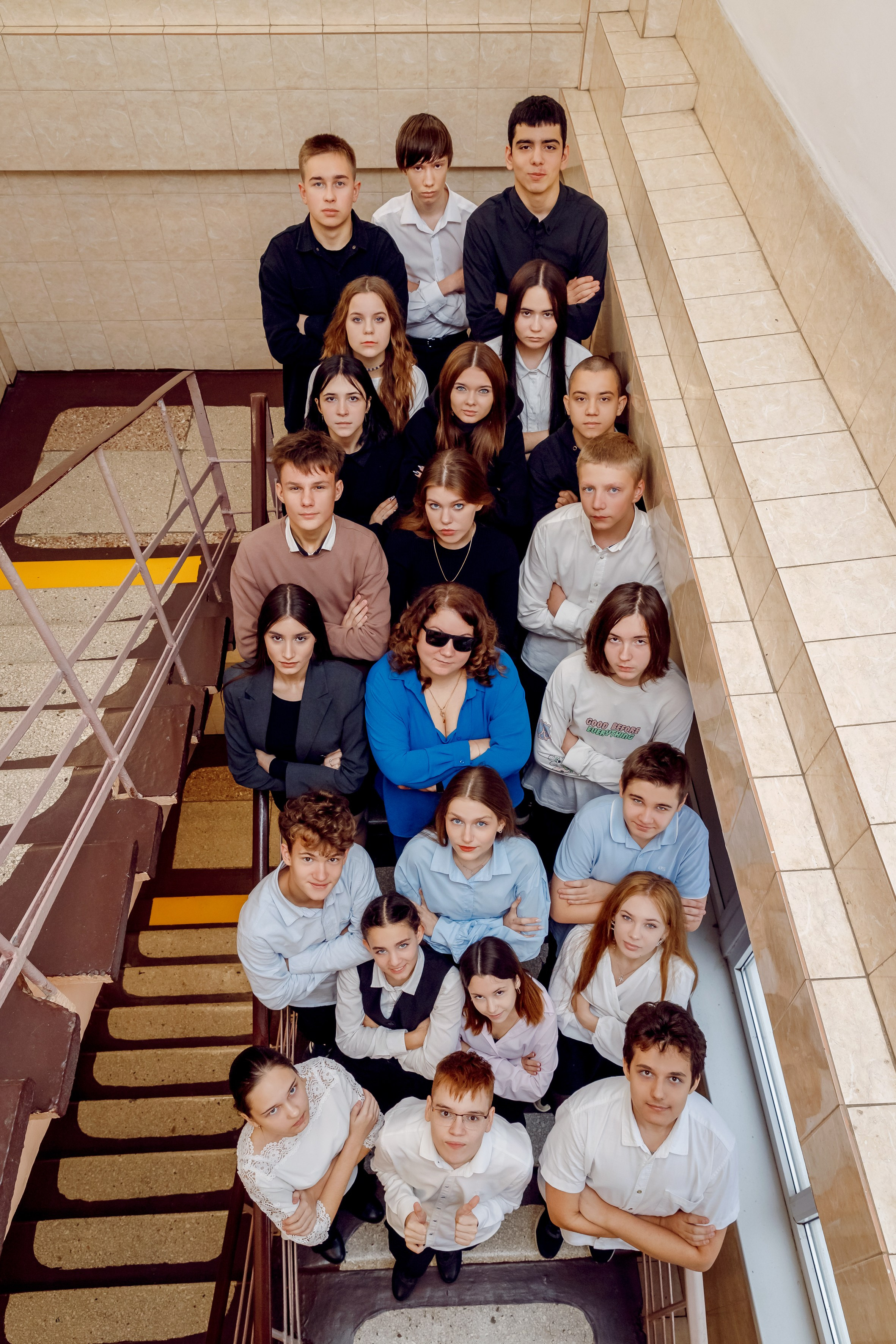 И В ШКОЛЕ ЕСТЬ ЖИЗНЬ. Марина Ушакова. Фотограф. Выпускные альбомы. г. Краснодар