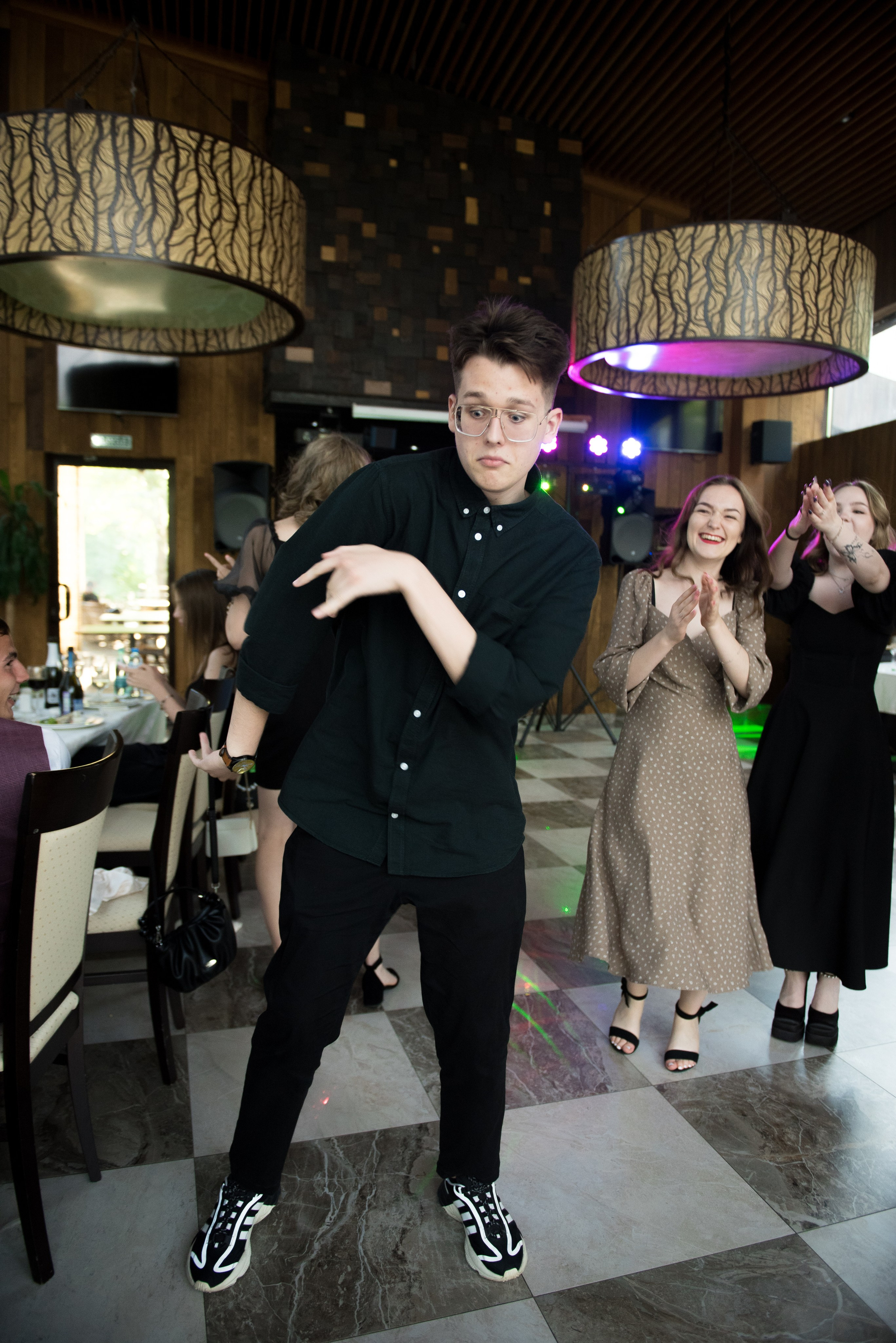 Выпускной — 11 класс. Фотограф Семён Пишта