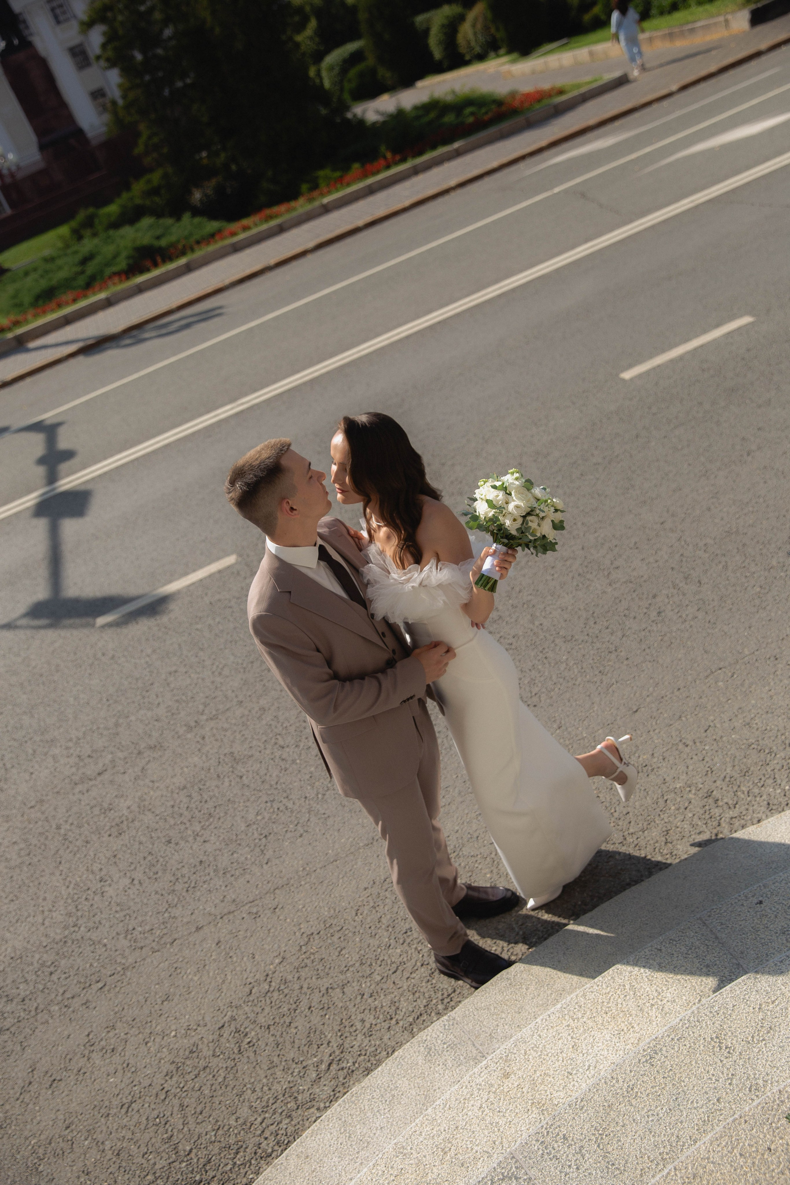 Свадебная прогулка Андрея и Анастасии. Портретный фотограф в Казани Алёна Евсеева