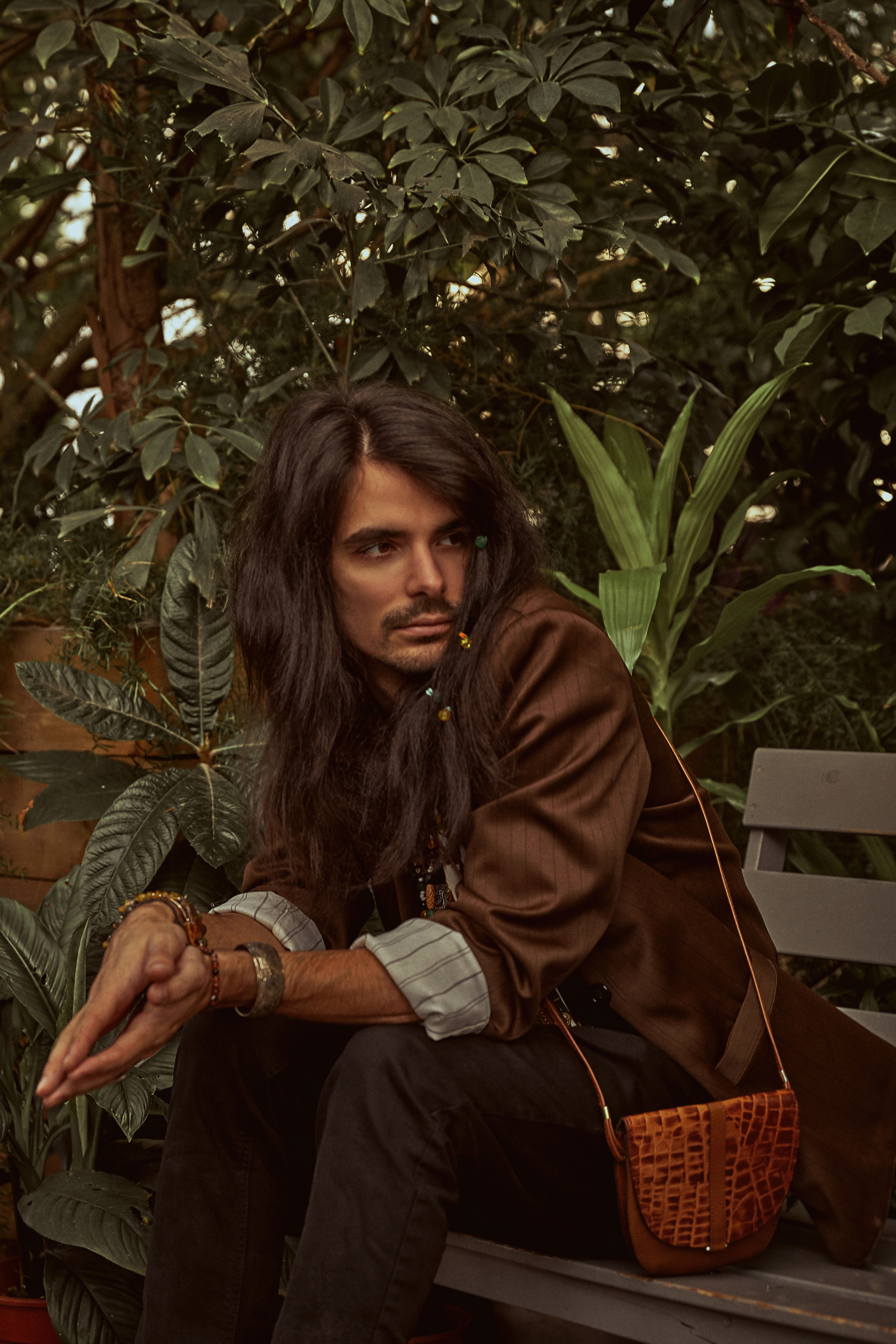 Съемка мужского портрета в оранжерее Таврического сада. Рекламный фотограф Санкт-Петербург Катерина Мишкель