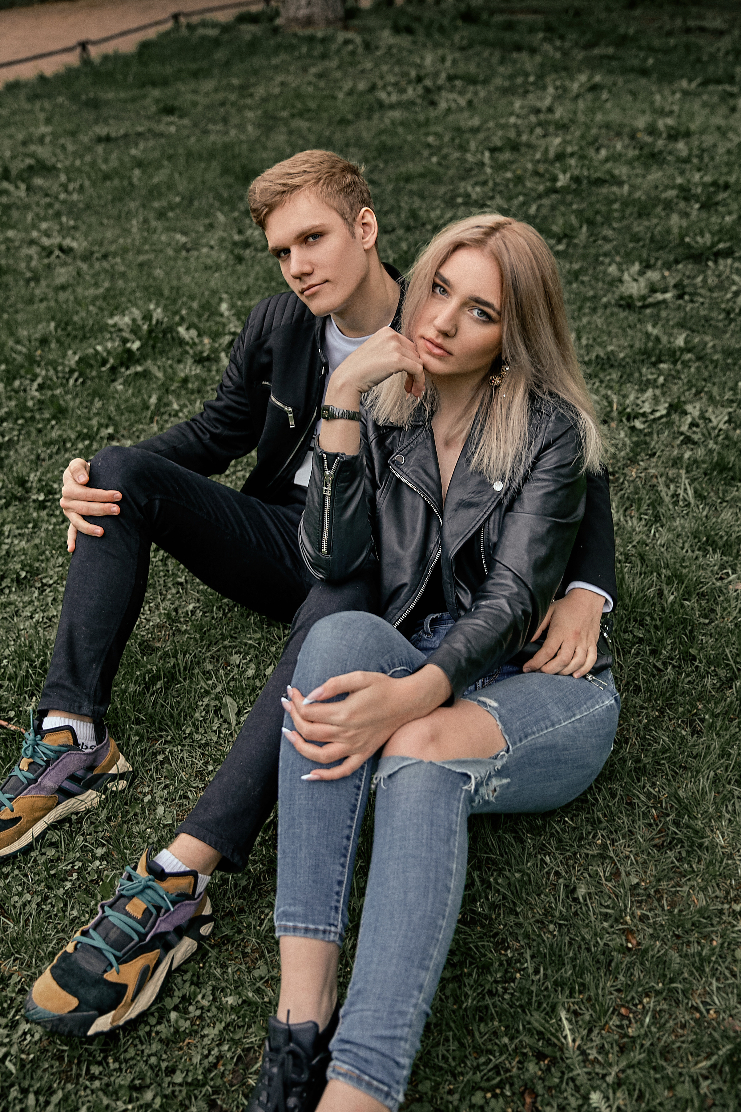 Фото-прогулка с друзьями в день рождения. Рекламный фотограф Санкт-Петербург Катерина Мишкель