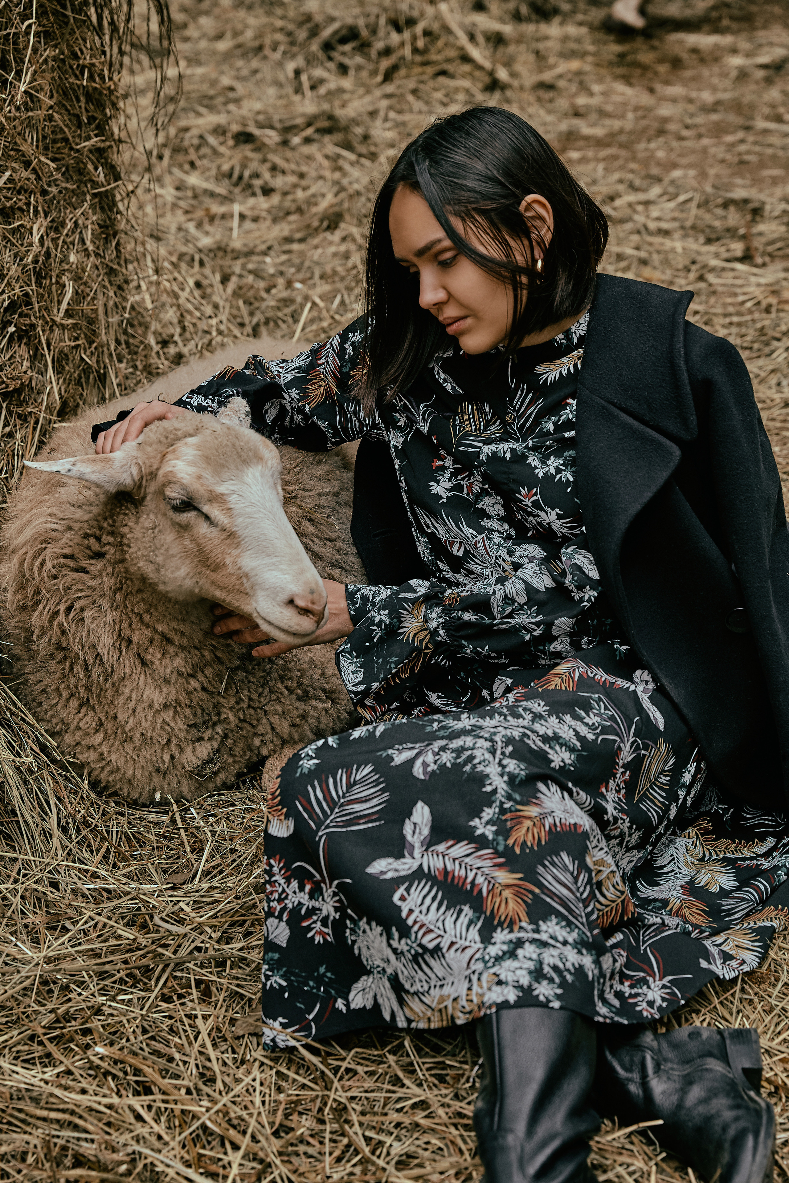 Фотосессия с лошадьми в конном клубе Петербурга. Рекламный фотограф Санкт-Петербург Катерина Мишкель