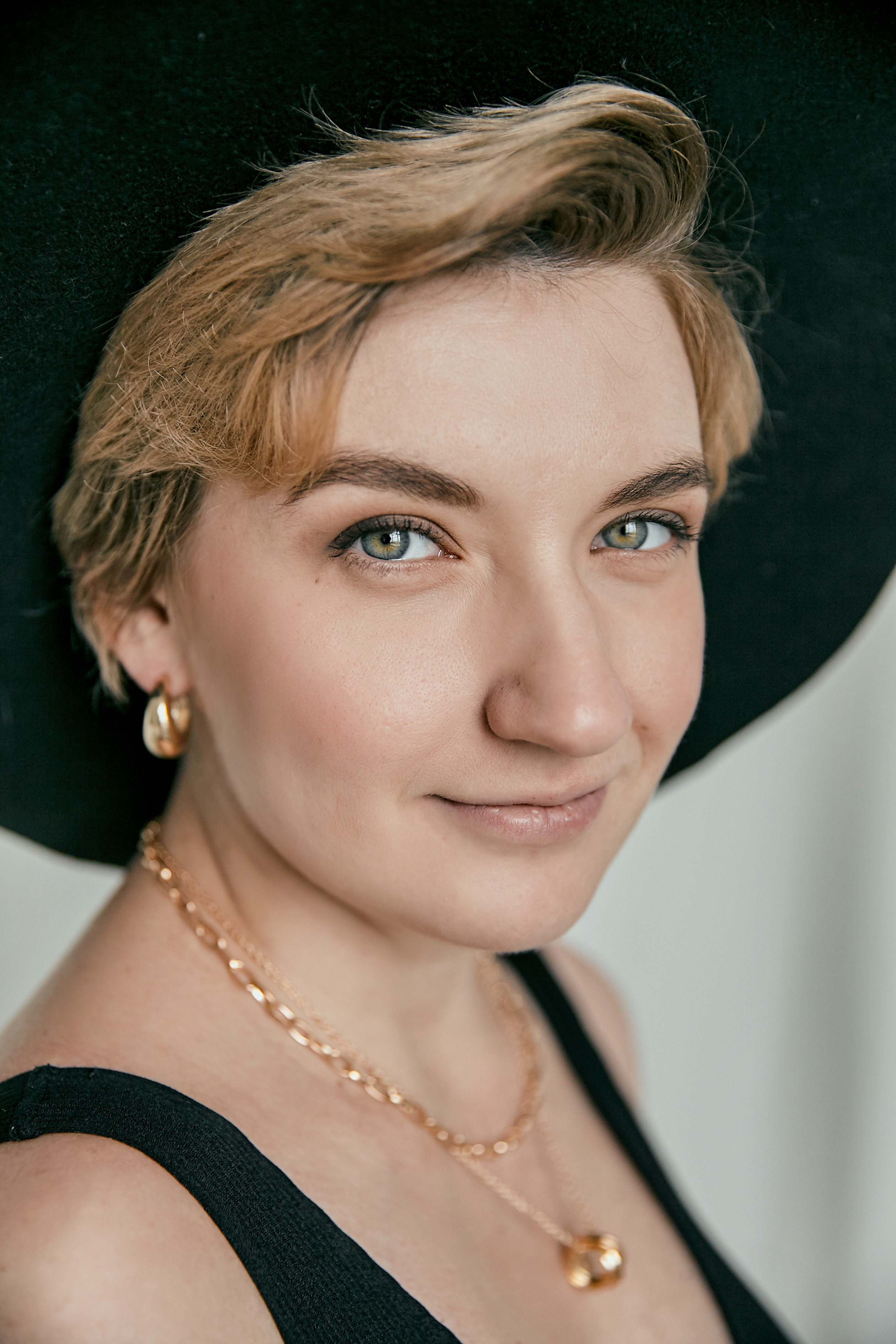 Студийная съемка беременности. Рекламный фотограф Санкт-Петербург Катерина Мишкель