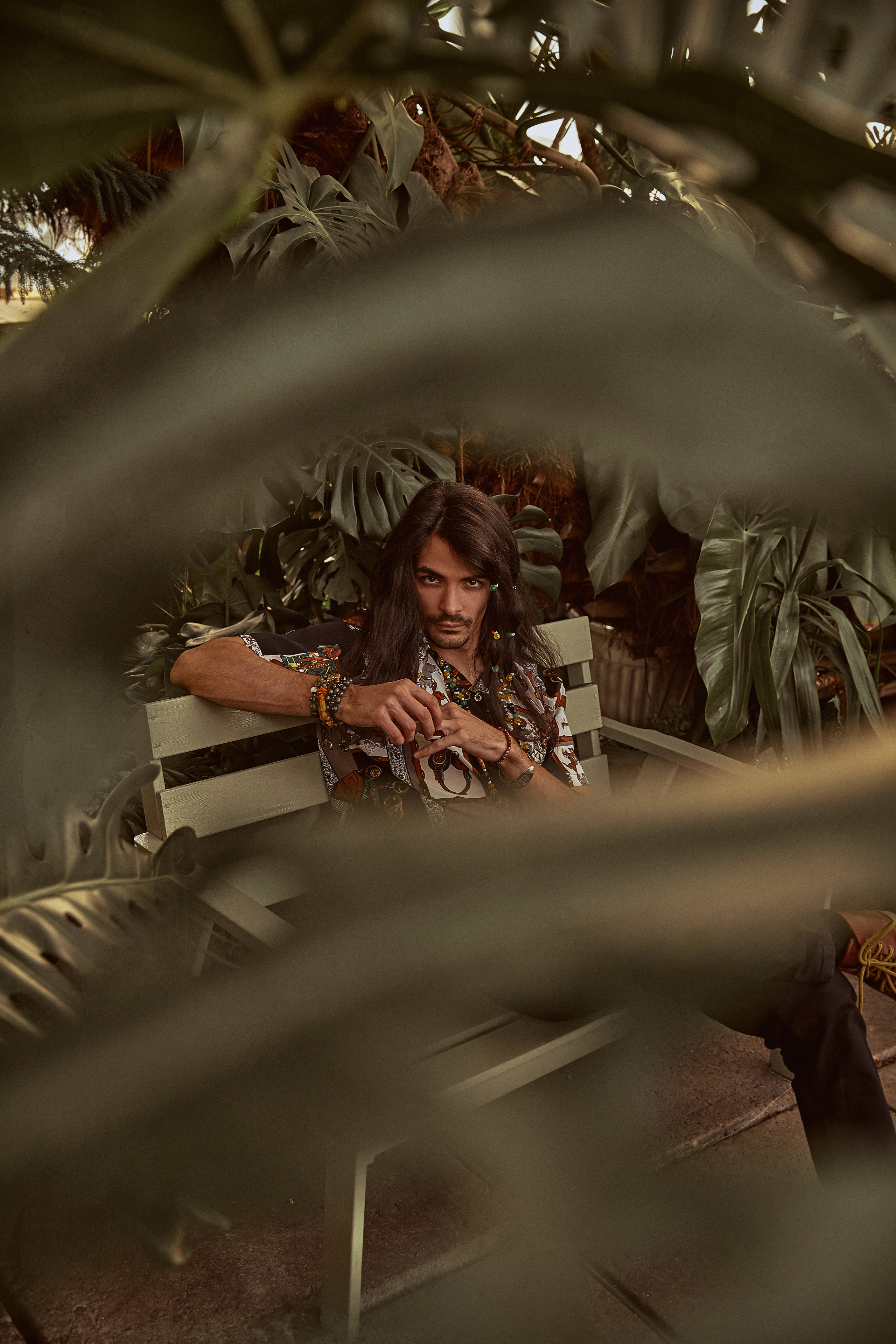 Съемка мужского портрета в оранжерее Таврического сада. Рекламный фотограф Санкт-Петербург Катерина Мишкель