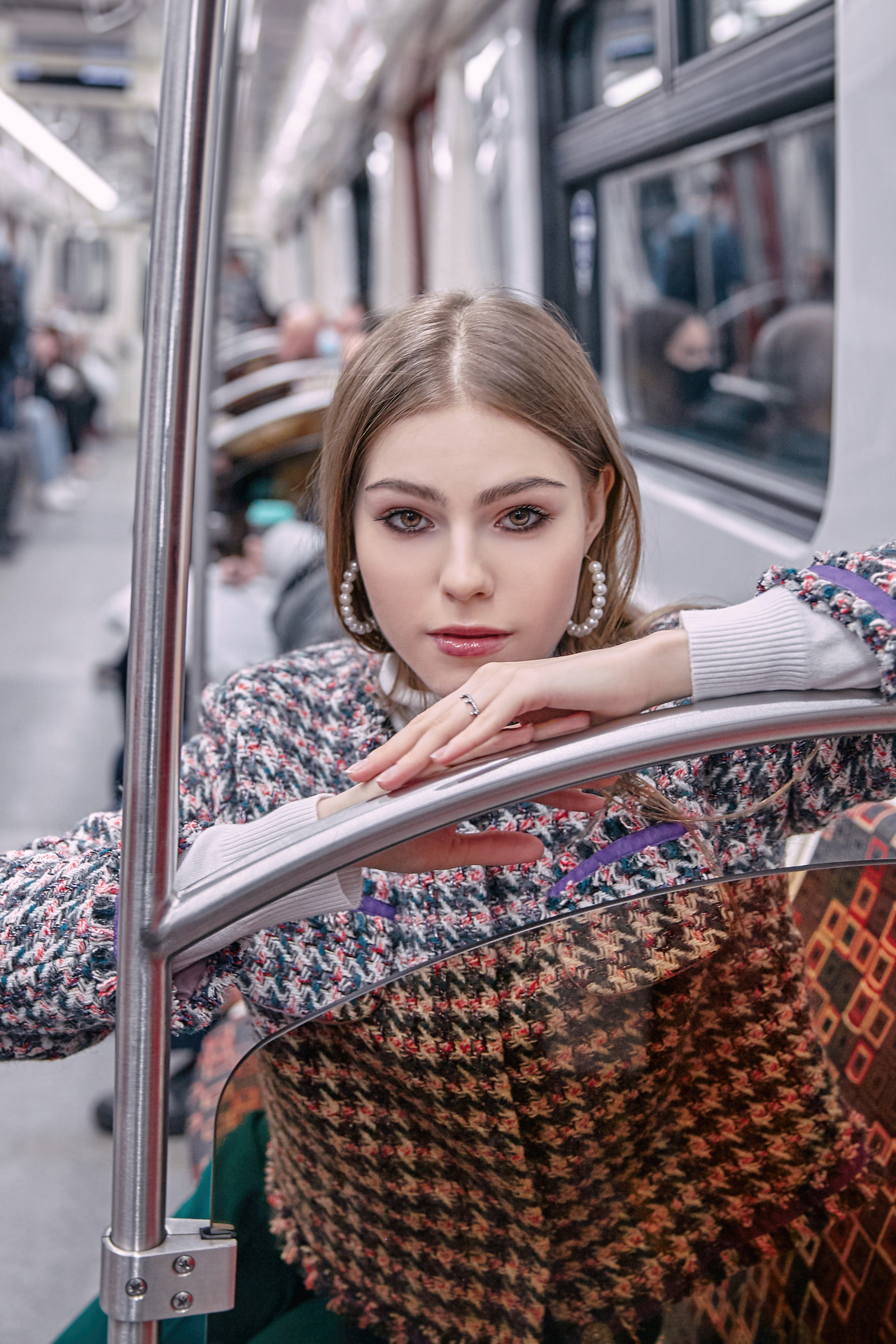 Фотосессия в метро СПб. Рекламный фотограф Санкт-Петербург Катерина Мишкель