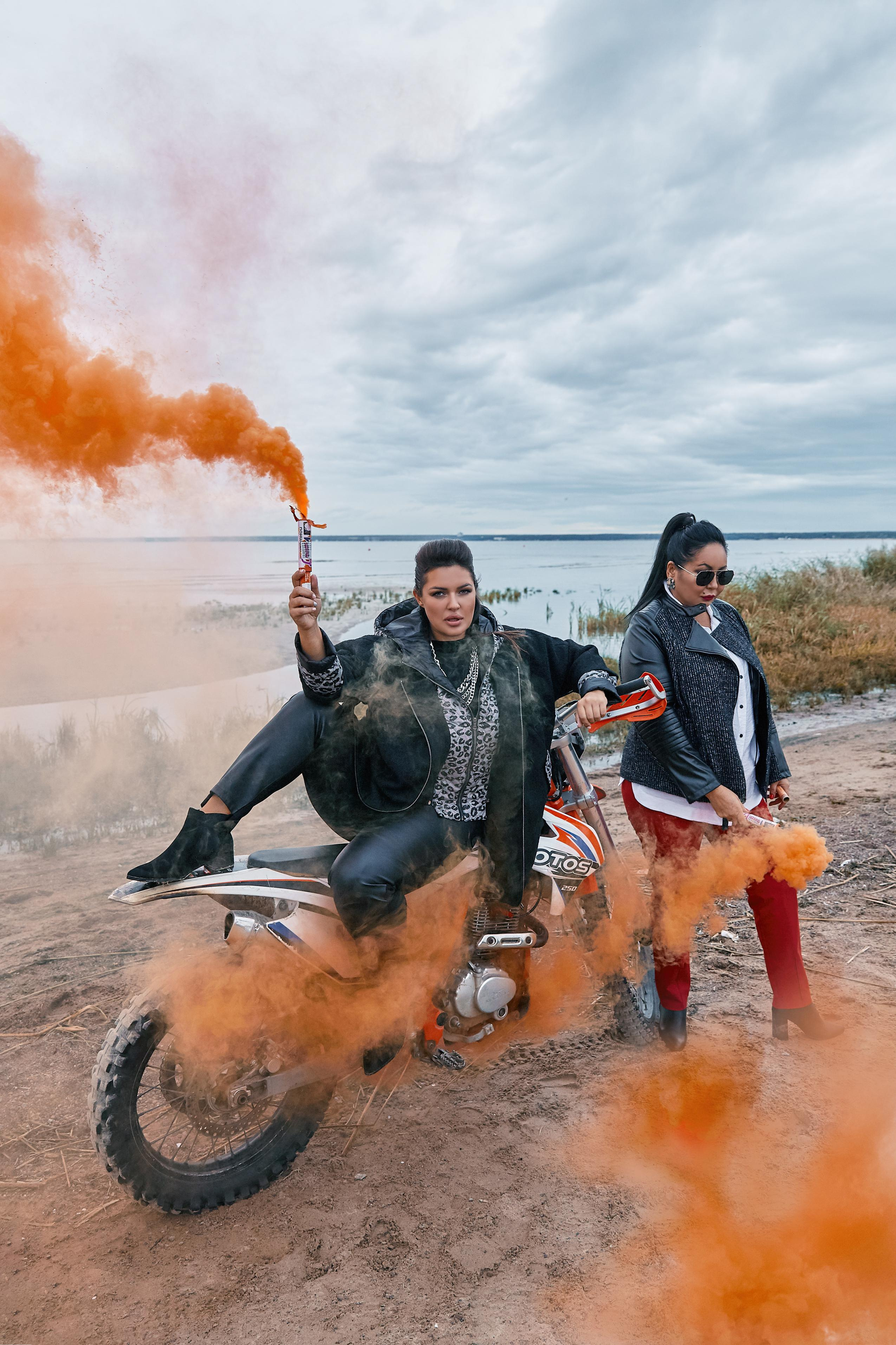 Съемка каталога одежды Plus Size Eva Graffova. Рекламный фотограф Санкт-Петербург Катерина Мишкель