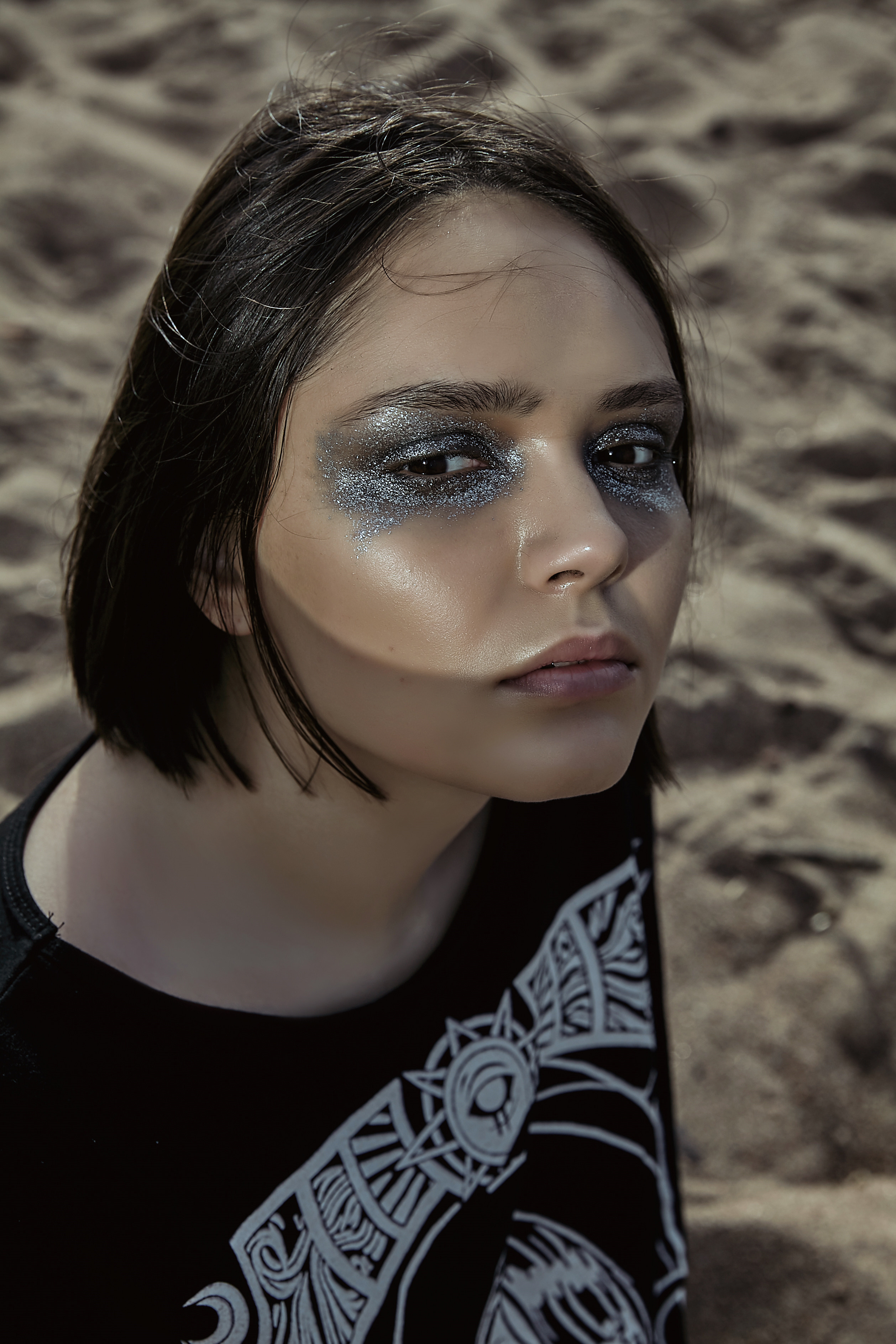 Фотосъемка в воде на финском заливе с зеркалом. Рекламный фотограф Санкт-Петербург Катерина Мишкель