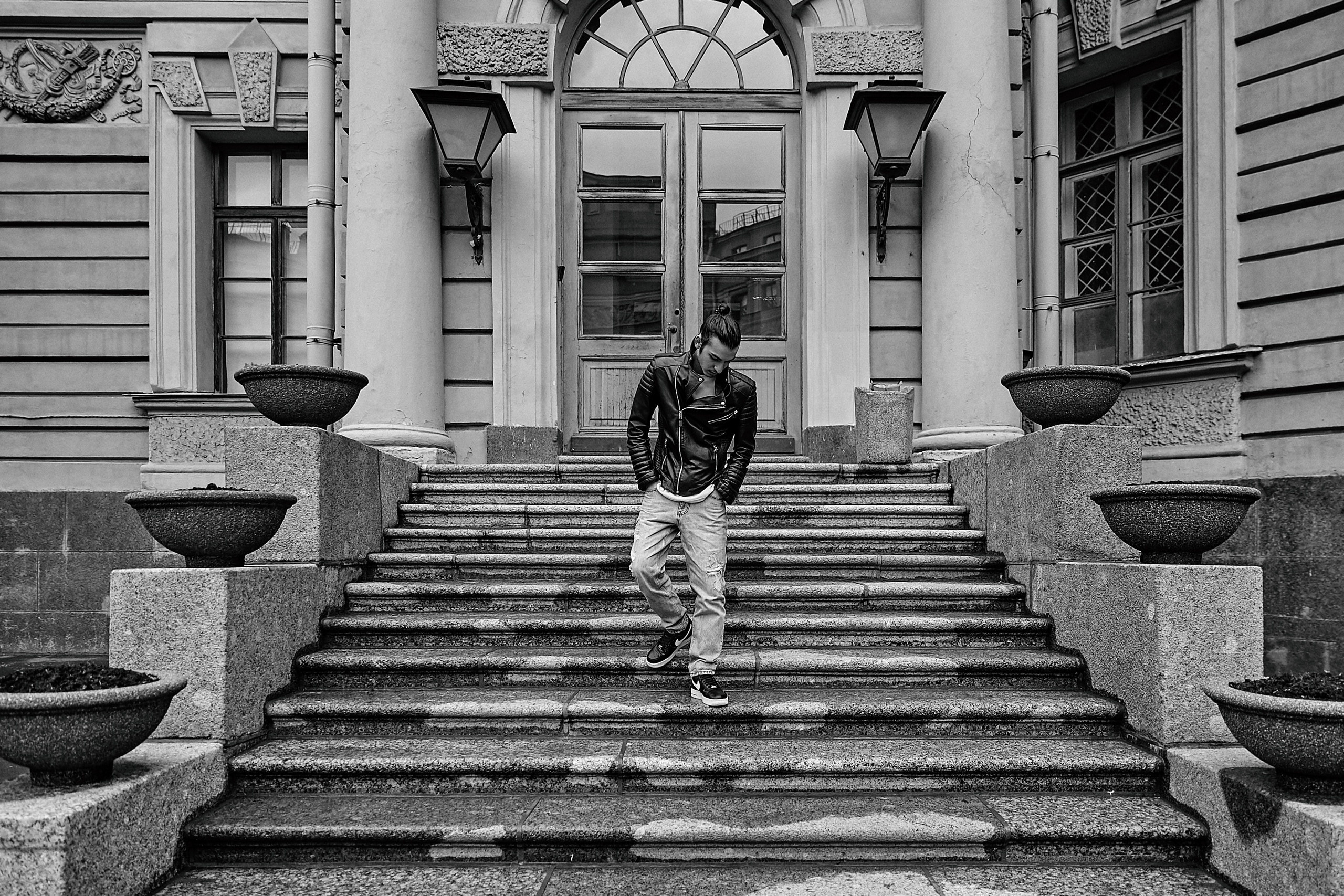 Мужская стрит съемка после дождя. Рекламный фотограф Санкт-Петербург Катерина Мишкель