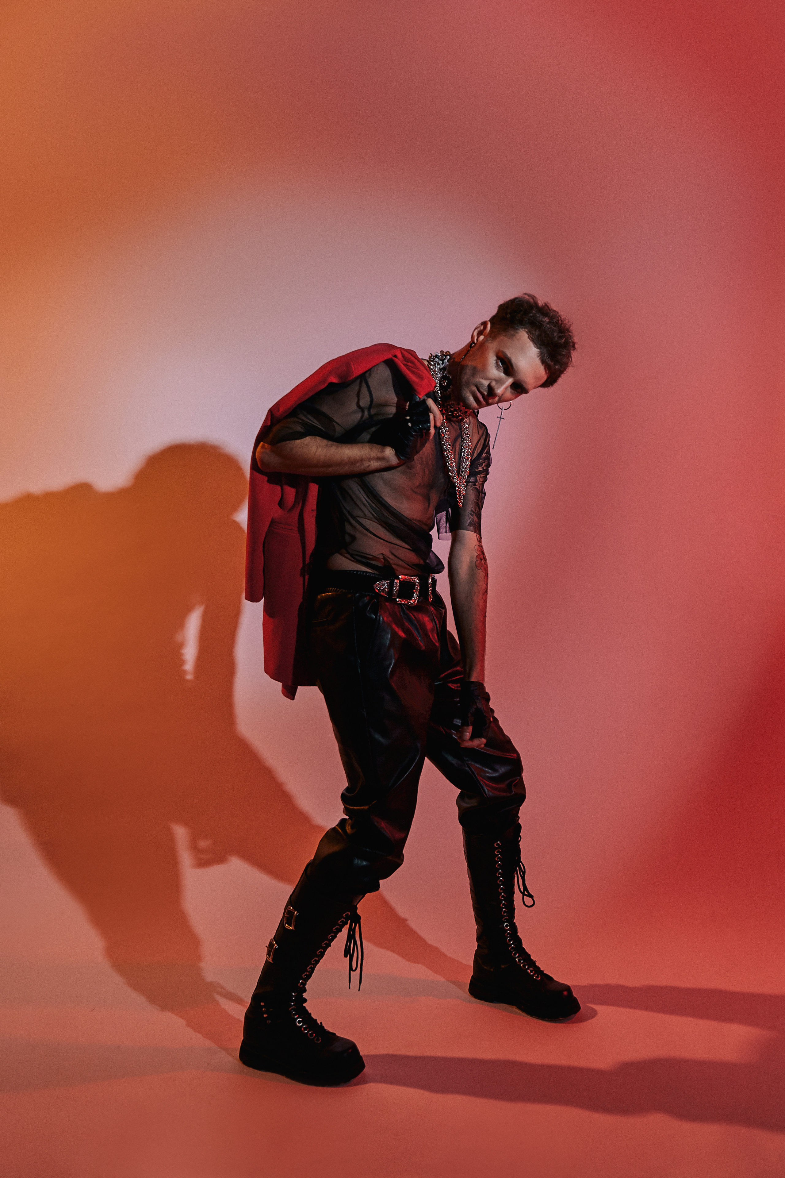 Мужская тематическая съемка стилиста. Рекламный фотограф Санкт-Петербург Катерина Мишкель