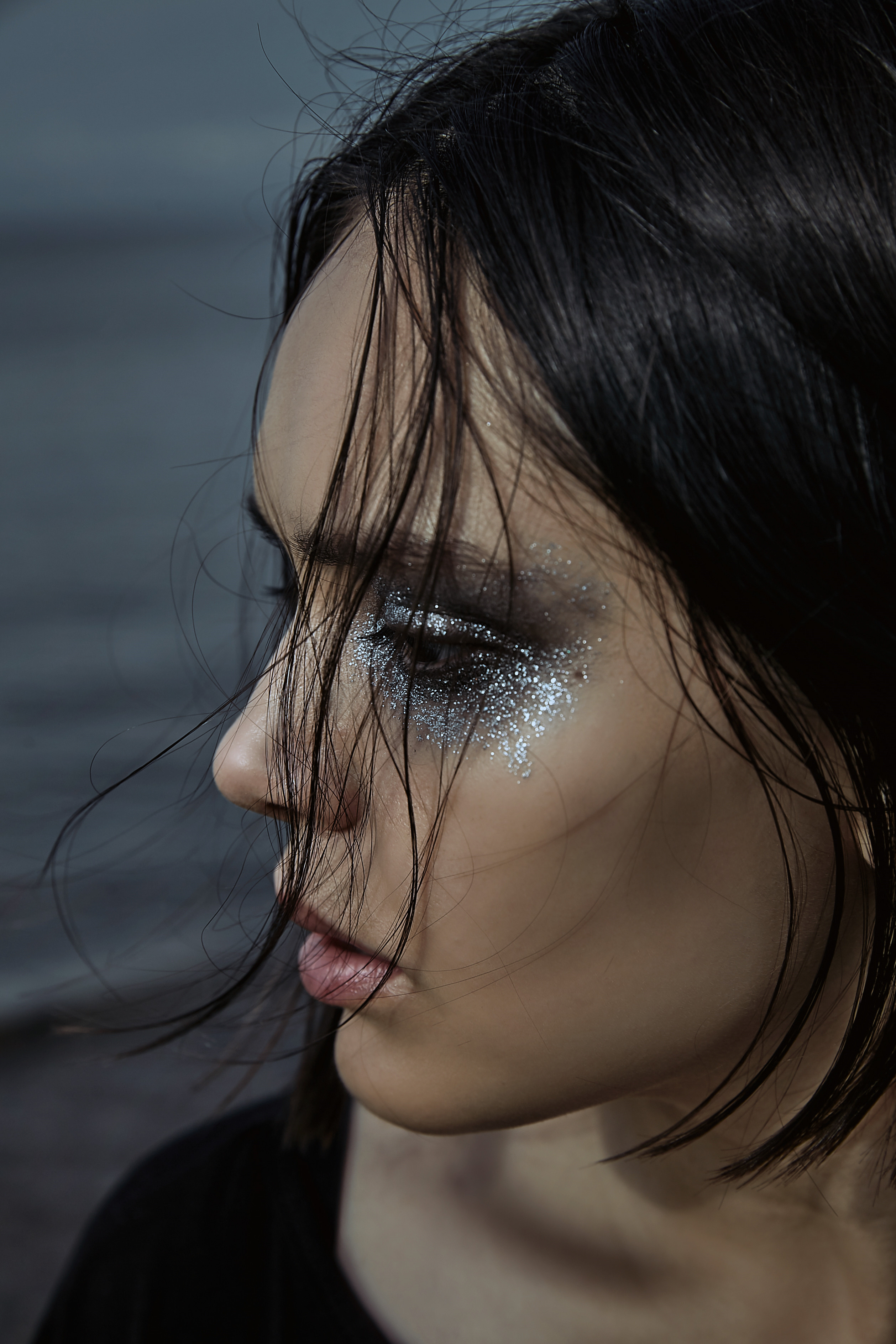 Фотосъемка в воде на финском заливе с зеркалом. Рекламный фотограф Санкт-Петербург Катерина Мишкель