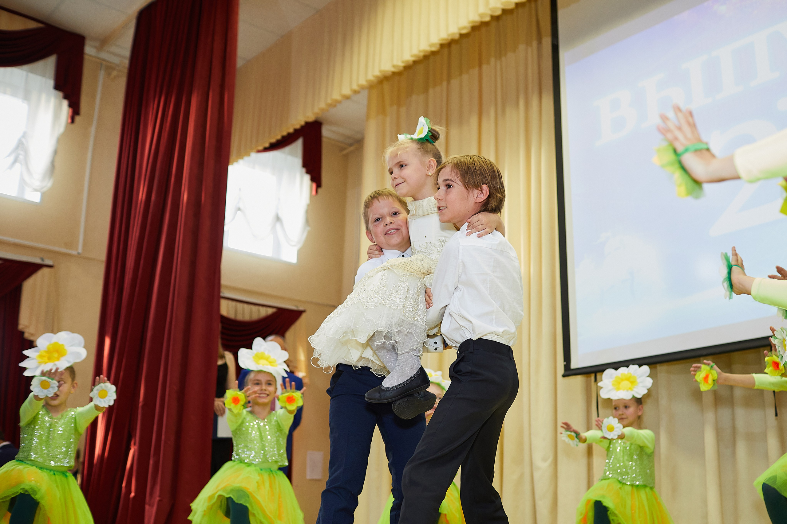 Выпускной 2023. Александр Осин — корпоративный и семейный фотограф в Москве