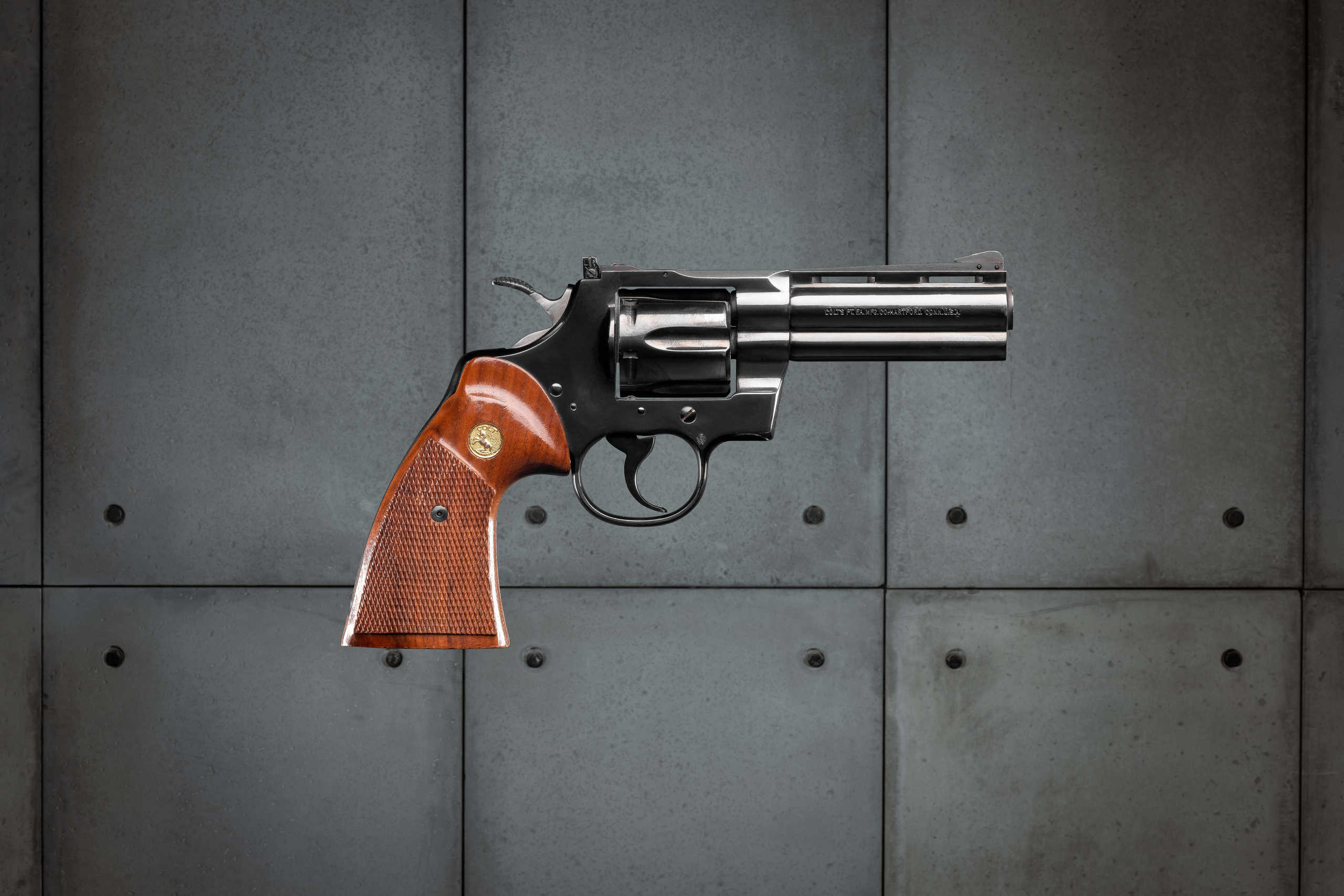 Предметная съемка для 7.62 — Стрелковый клуб в Москве | Николай Завалишин. NICKZAVALISHIN — Визуал который продаёт