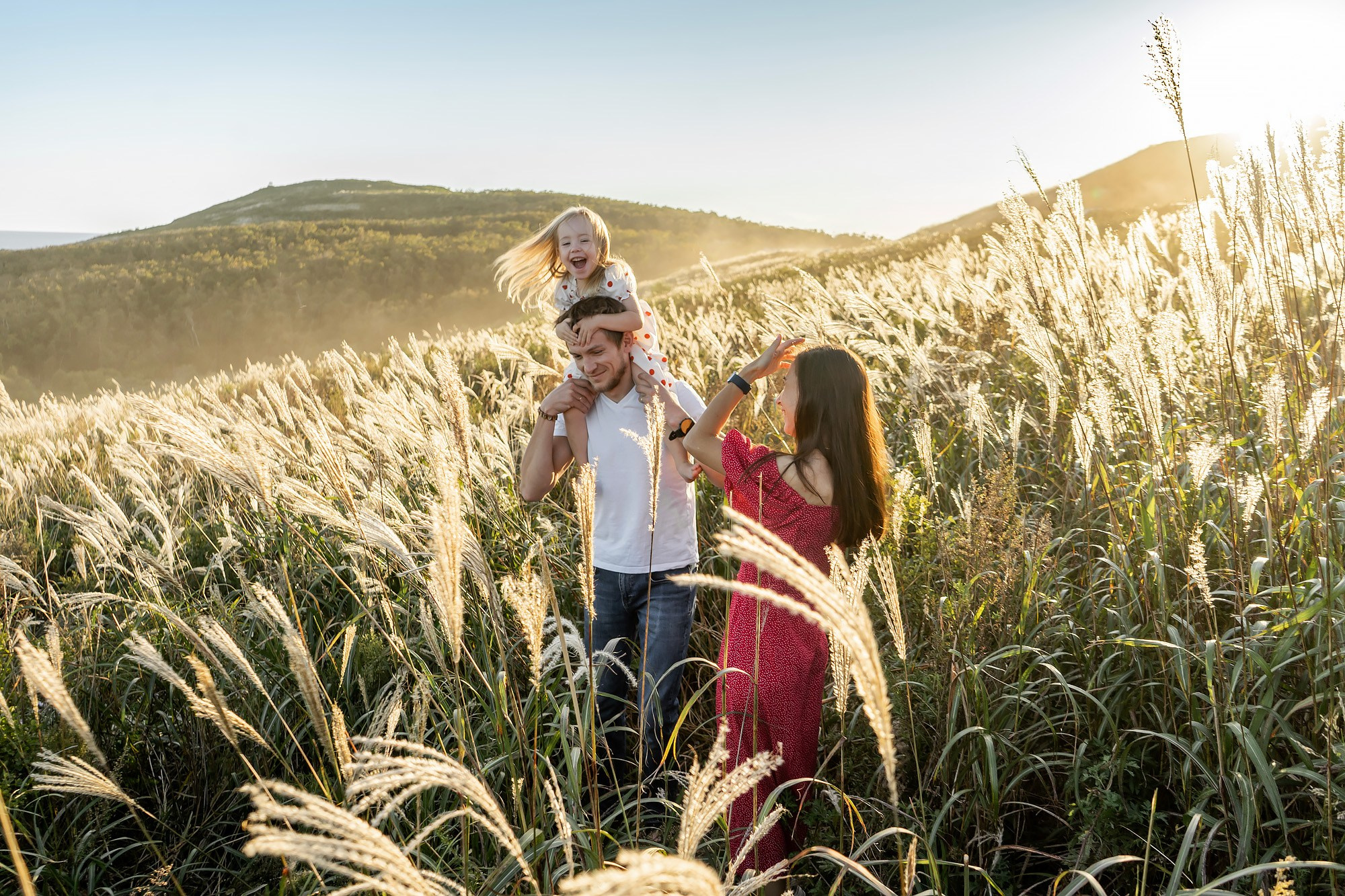 В золотых колосках