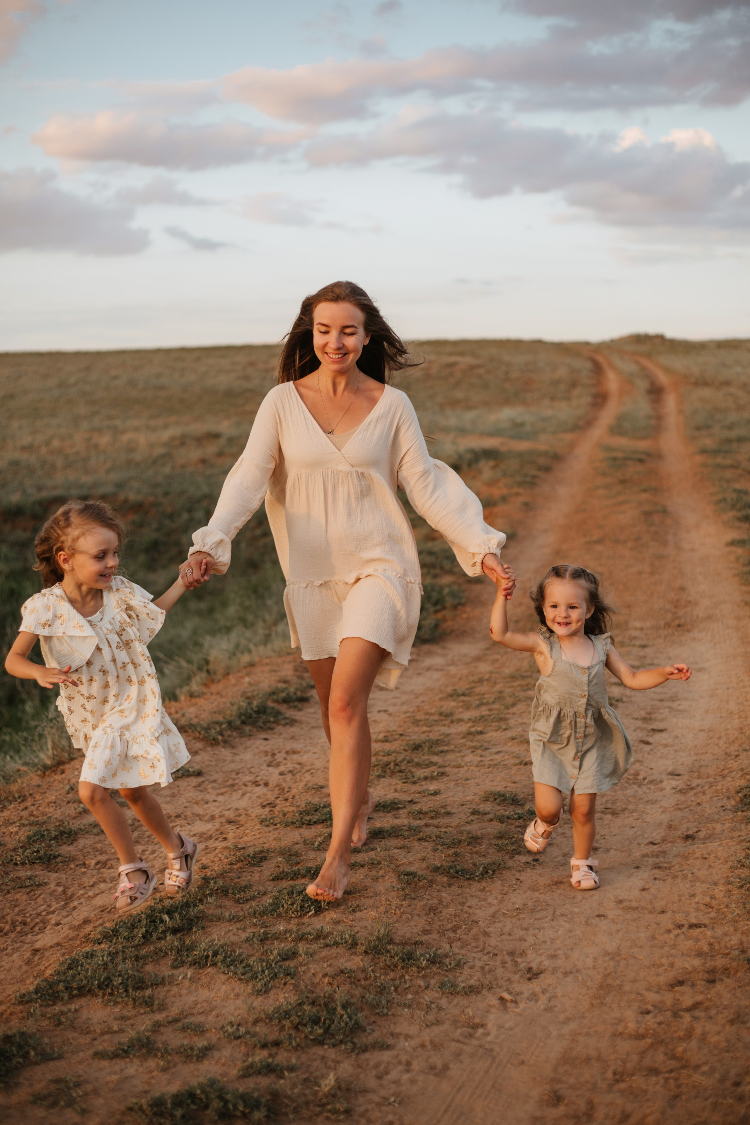 Люба и Саша с дочерьми. Фотограф в Волгограде и Москве | Анастасия Лаврова