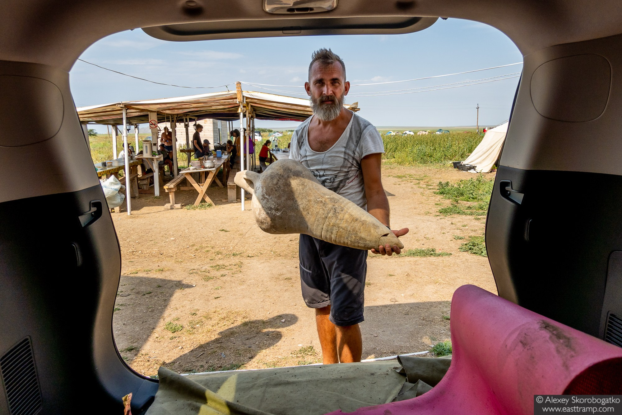Археологические раскопки некрополя Кыз-Аул в Крыму. Фотограф Алексей Скоробогатько