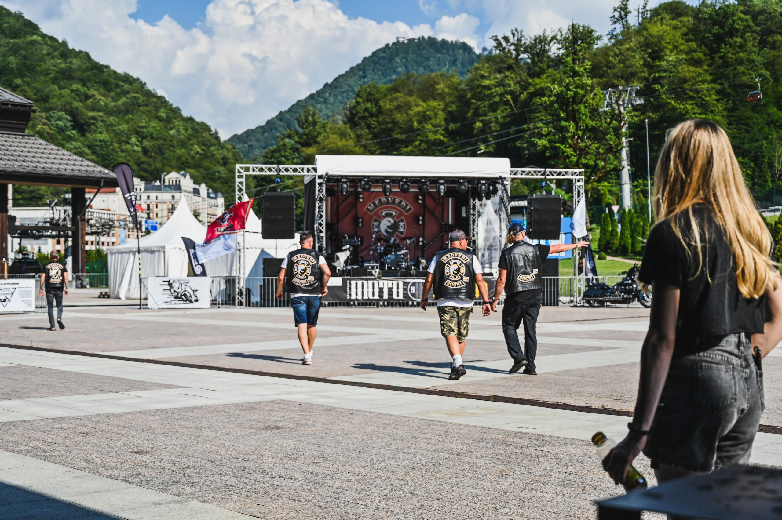 11- ый Ежегодный Байк Фестиваль " Медвежья МОТО ПОЛЯНА». Фотографирую счастливых людей в Сочи