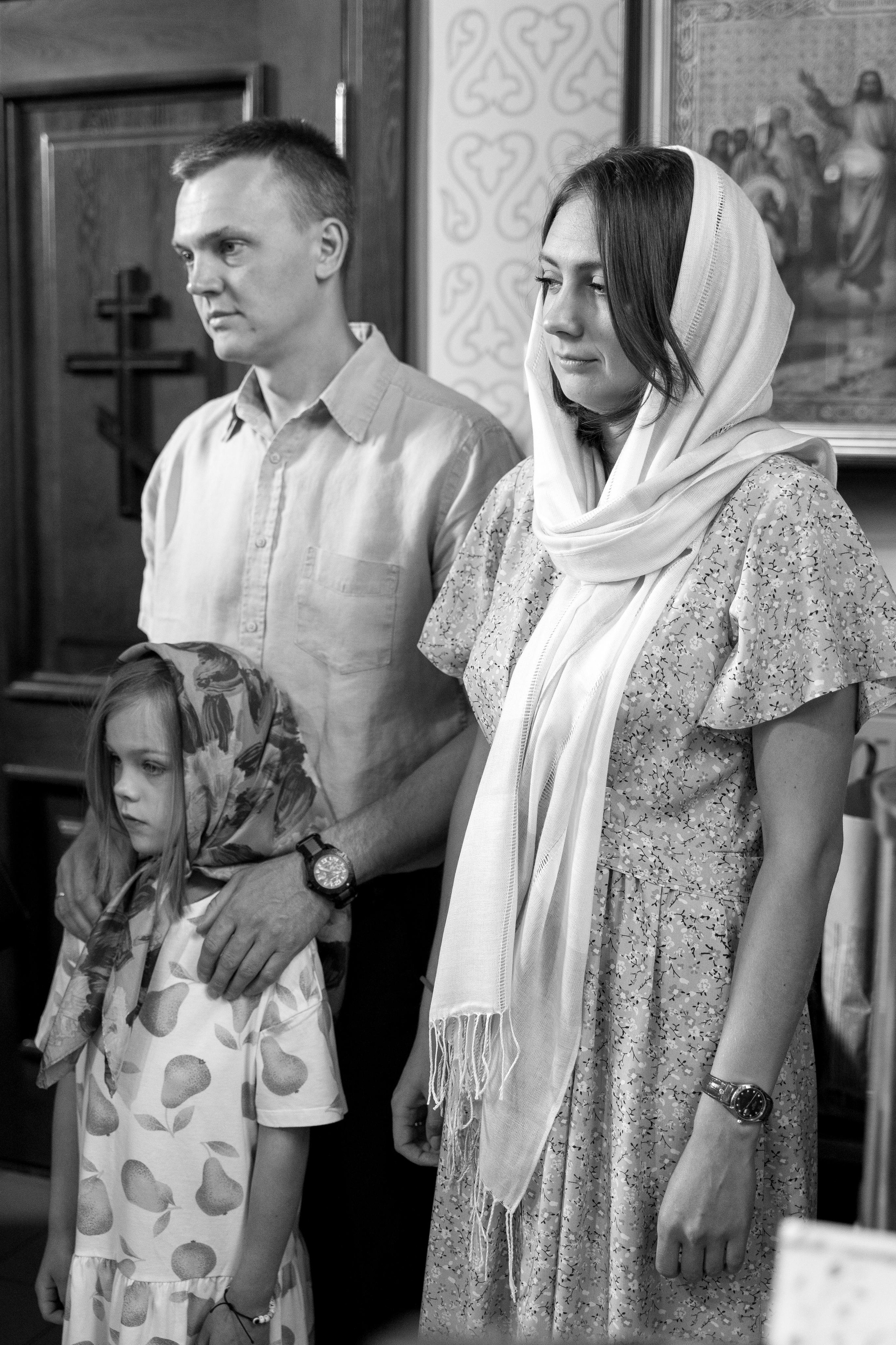 Таинство Крещения в Церкви Святого Пророка Ильи. Фотосъемка Крещения. Фотограф на Крещение. Таинство Крещения в Москве. Крещение в г. Видное, г. Домодедово.