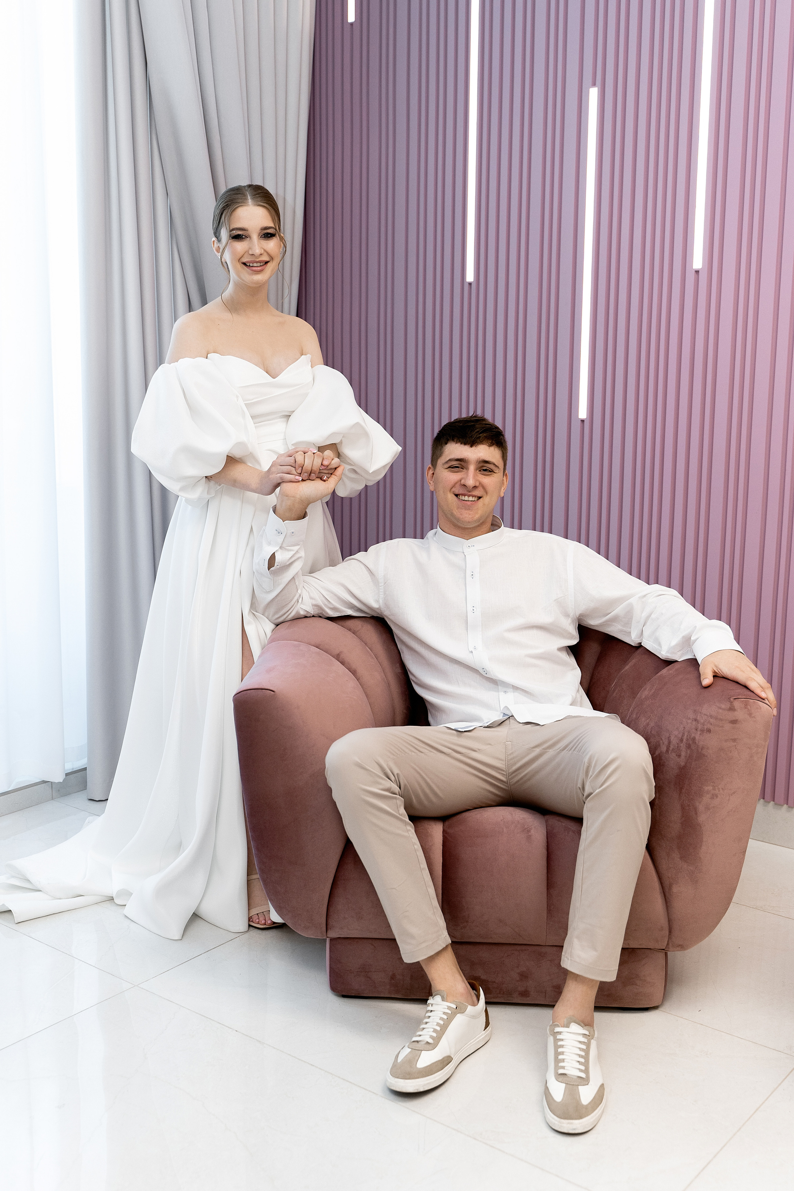 Регистрация брака, роспись во дворце бракосочетания Шипиловский.  Шипиловский ЗАГС. Свадьба , свадебная фотосессия в Москве, свадебная фотосессия Видное, Бутово, Домодедово. Свадебный и семейный фотограф Видное. Видновский ЗАГС. Свадебная прогулка в Царицыно. Фотограф на свадьбу. Свадебная фотосессия в кабриолете.