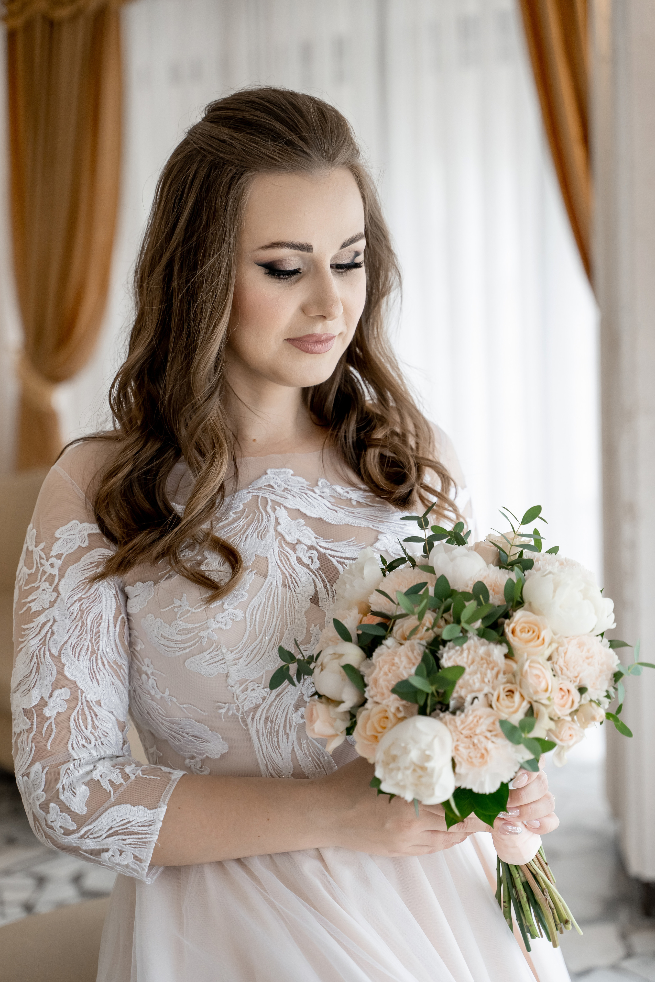 Регистрация брака, роспись во дворце бракосочетания Видное.  Видновский ЗАГС. Свадьба , свадебная фотосессия в Москве, свадебная фотосессия Видное, Бутово, Домодедово. Свадебный и семейный фотограф Видное. ЗАГС Видное. Грибоедовский ЗАГС. Свадебная прогулка в Царицыно. Фотограф на свадьбу. Свадебная прогулка в Москве.