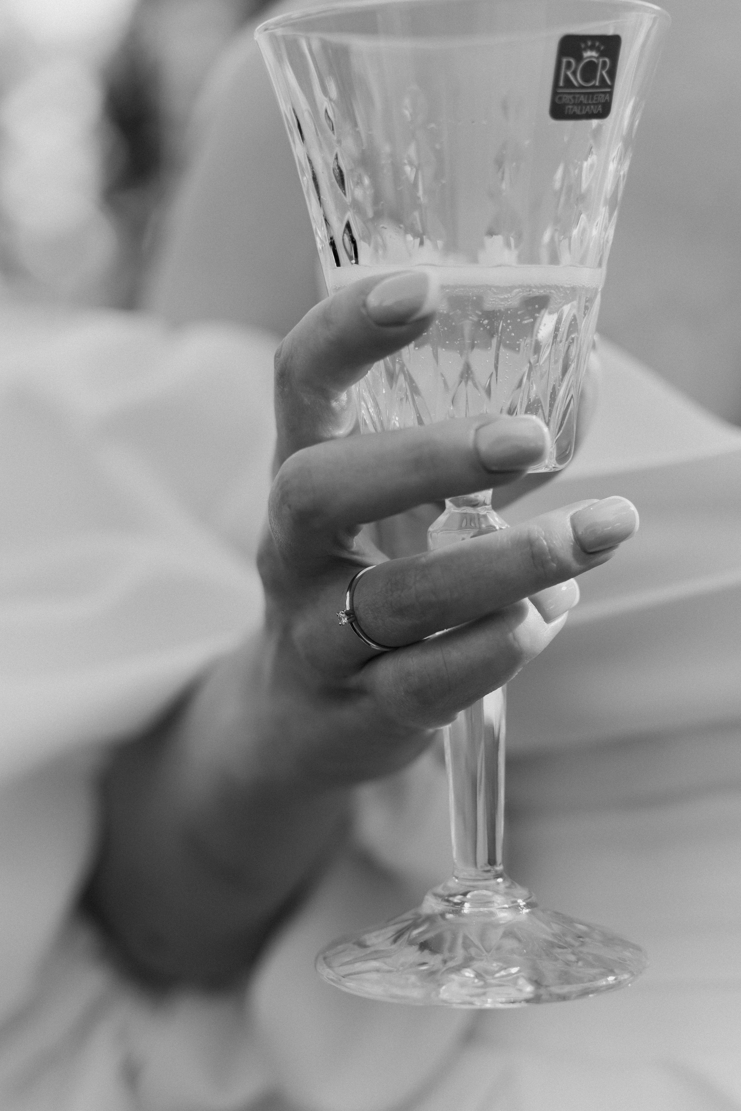 Регистрация брака, роспись во дворце бракосочетания Шипиловский.  Шипиловский ЗАГС. Свадьба , свадебная фотосессия в Москве, свадебная фотосессия Видное, Бутово, Домодедово. Свадебный и семейный фотограф Видное. Видновский ЗАГС. Свадебная прогулка в Царицыно. Фотограф на свадьбу. Свадебная фотосессия в кабриолете.