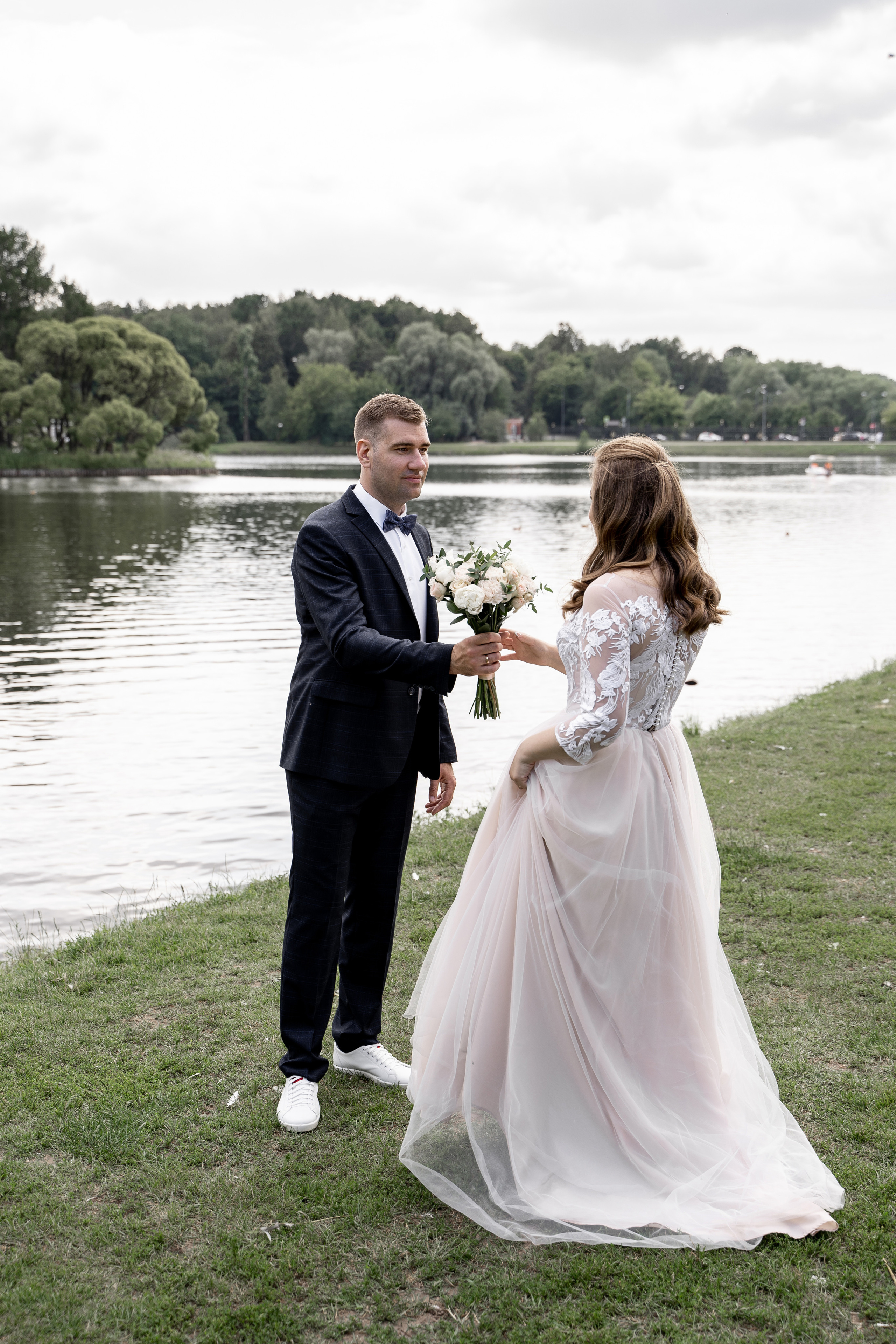 Регистрация брака, роспись во дворце бракосочетания Видное.  Видновский ЗАГС. Свадьба , свадебная фотосессия в Москве, свадебная фотосессия Видное, Бутово, Домодедово. Свадебный и семейный фотограф Видное. ЗАГС Видное. Грибоедовский ЗАГС. Свадебная прогулка в Царицыно. Фотограф на свадьбу. Свадебная прогулка в Москве.