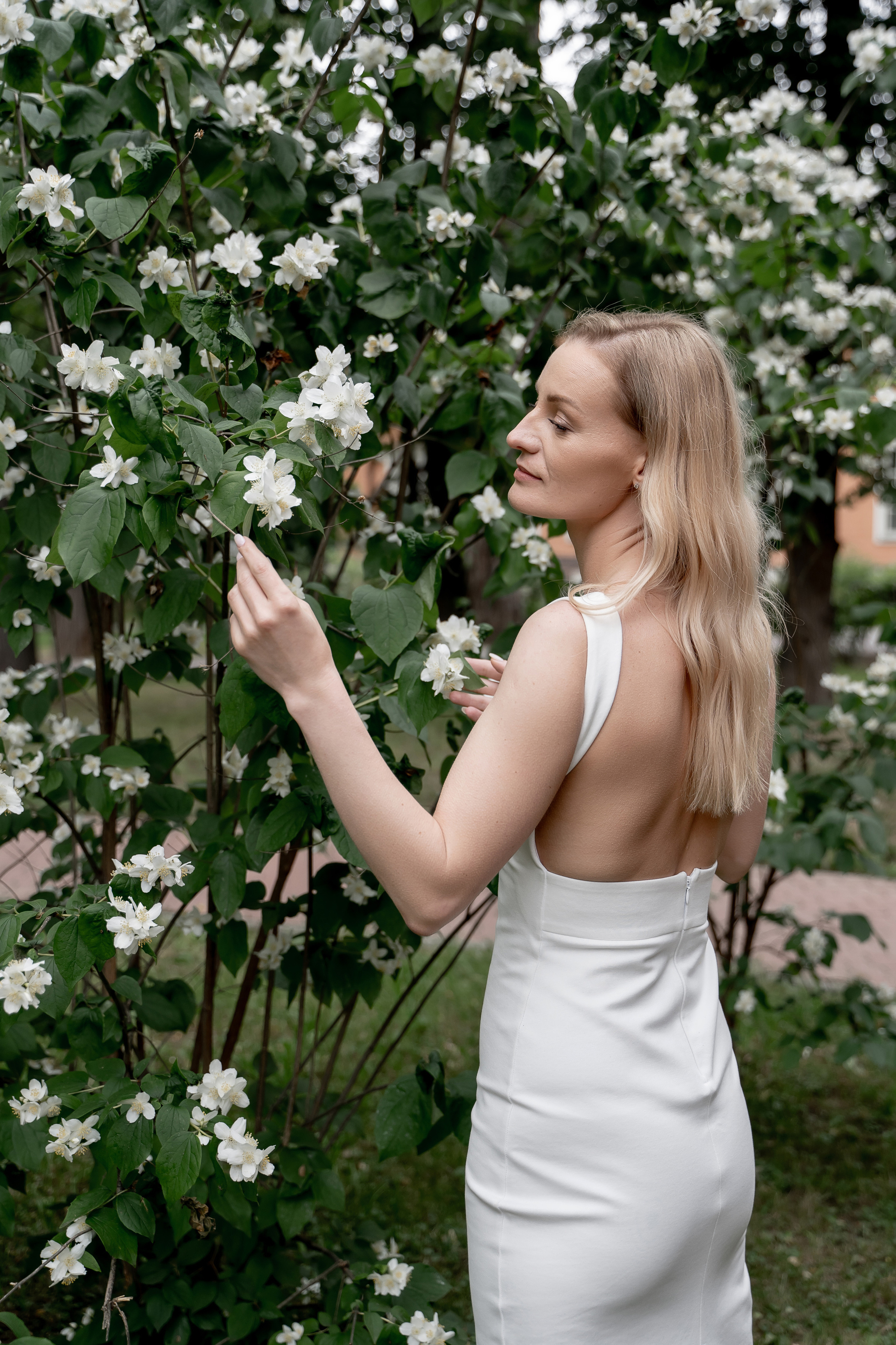 Женский фотограф в Москве и Московской области. Женская фотосессия. Женственные фотографии. Фотографии красивых женщин. Красивая стильная женская фотосессия. Контент-фотосессия. Визуал для блога.