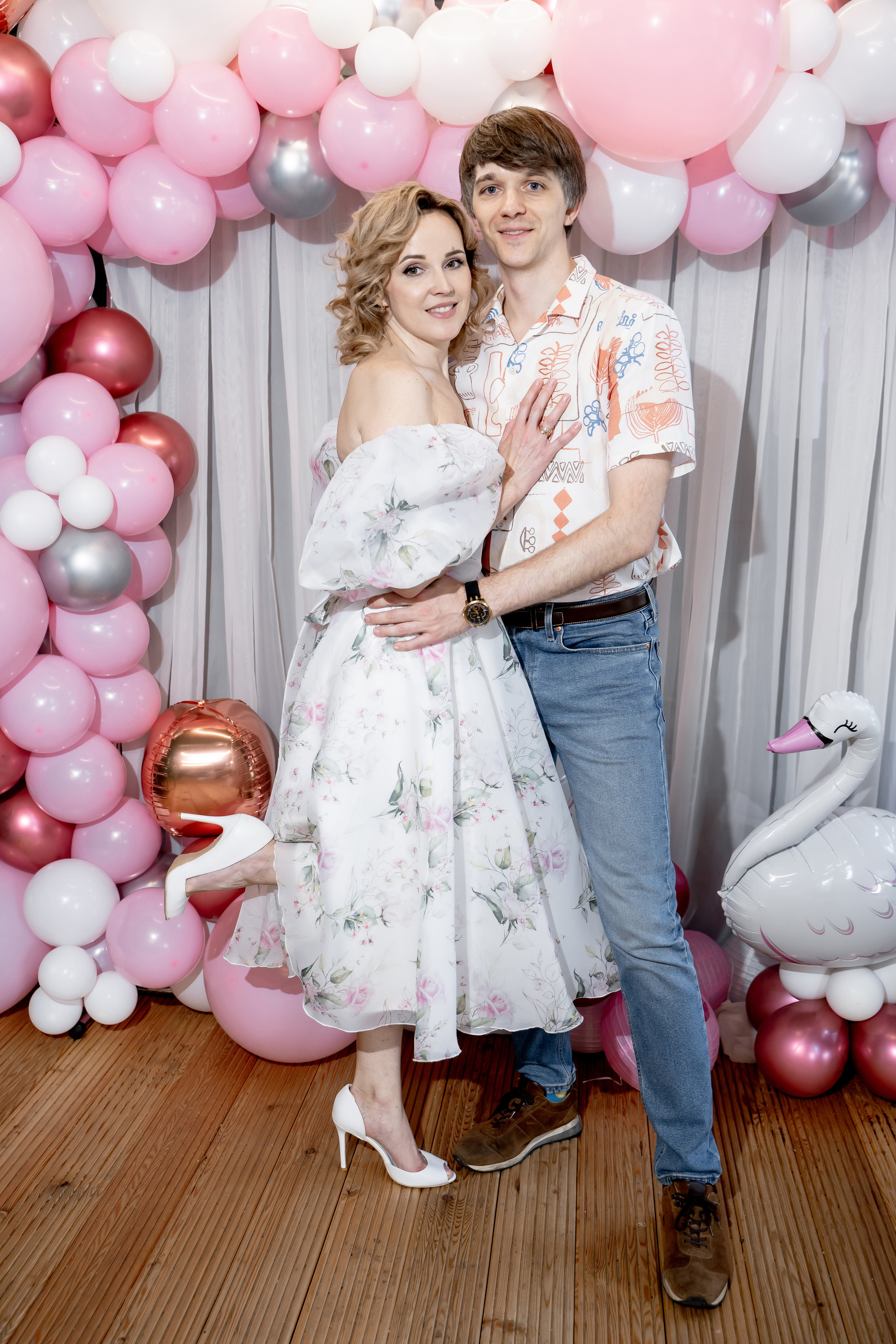 Домашняя семейная фотосессия в Москве, Домодедово, Видное, Бутово, Щербинка. Семейный фотограф Москва и Московская область. Семейная фотосессия на природе. Фотосессия детского праздника. Фотосессия юбилея. Фотосессия в день рождения. Фотограф на годик ребенку. Детский фотограф. Фоторепортаж семейного праздника. Детский фотограф Москва.