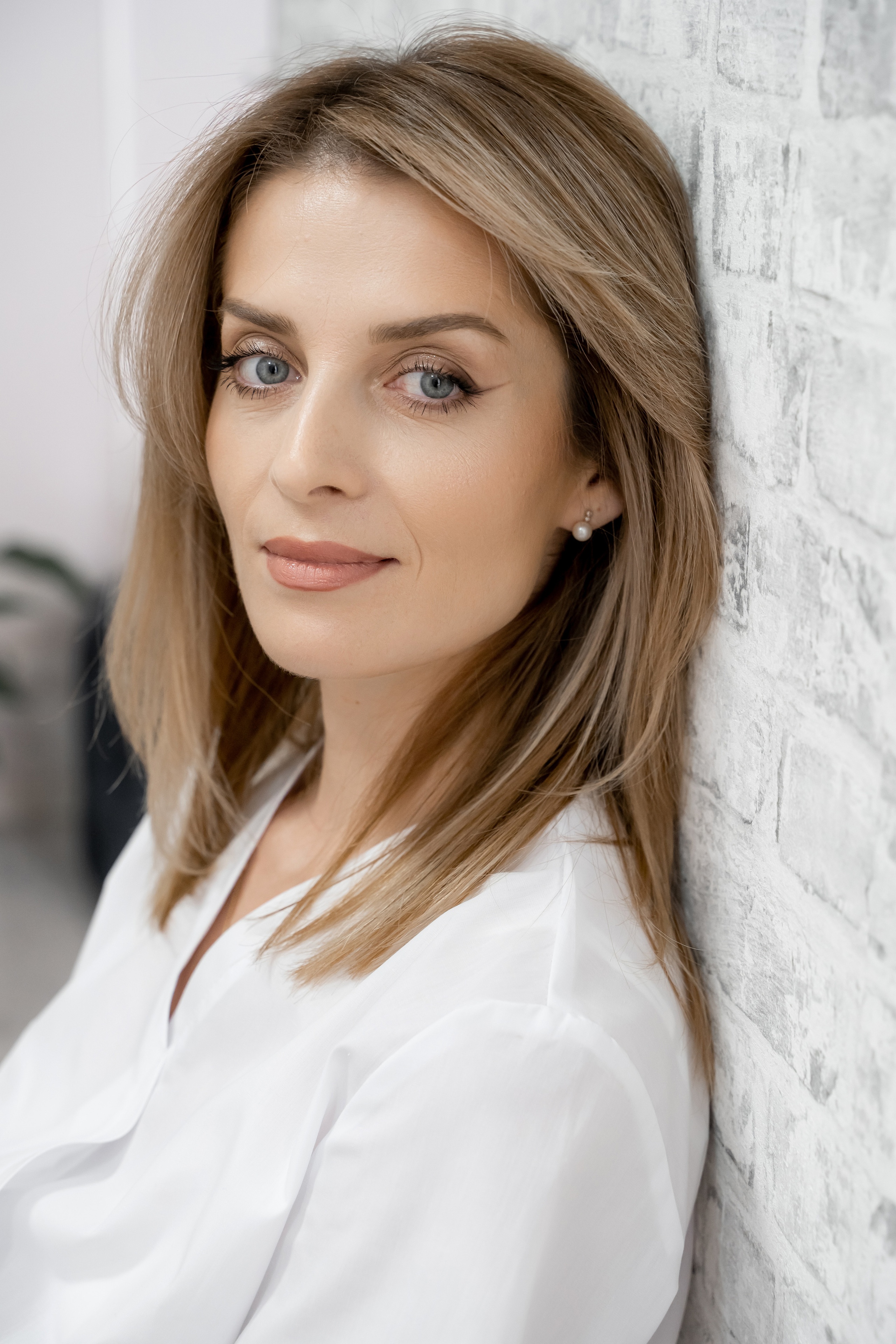 Женский фотограф в Москве и Московской области. Женская фотосессия. Женственные фотографии. Фотографии красивых женщин. Красивая стильная женская фотосессия. Контент-фотосессия. Визуал для блога.