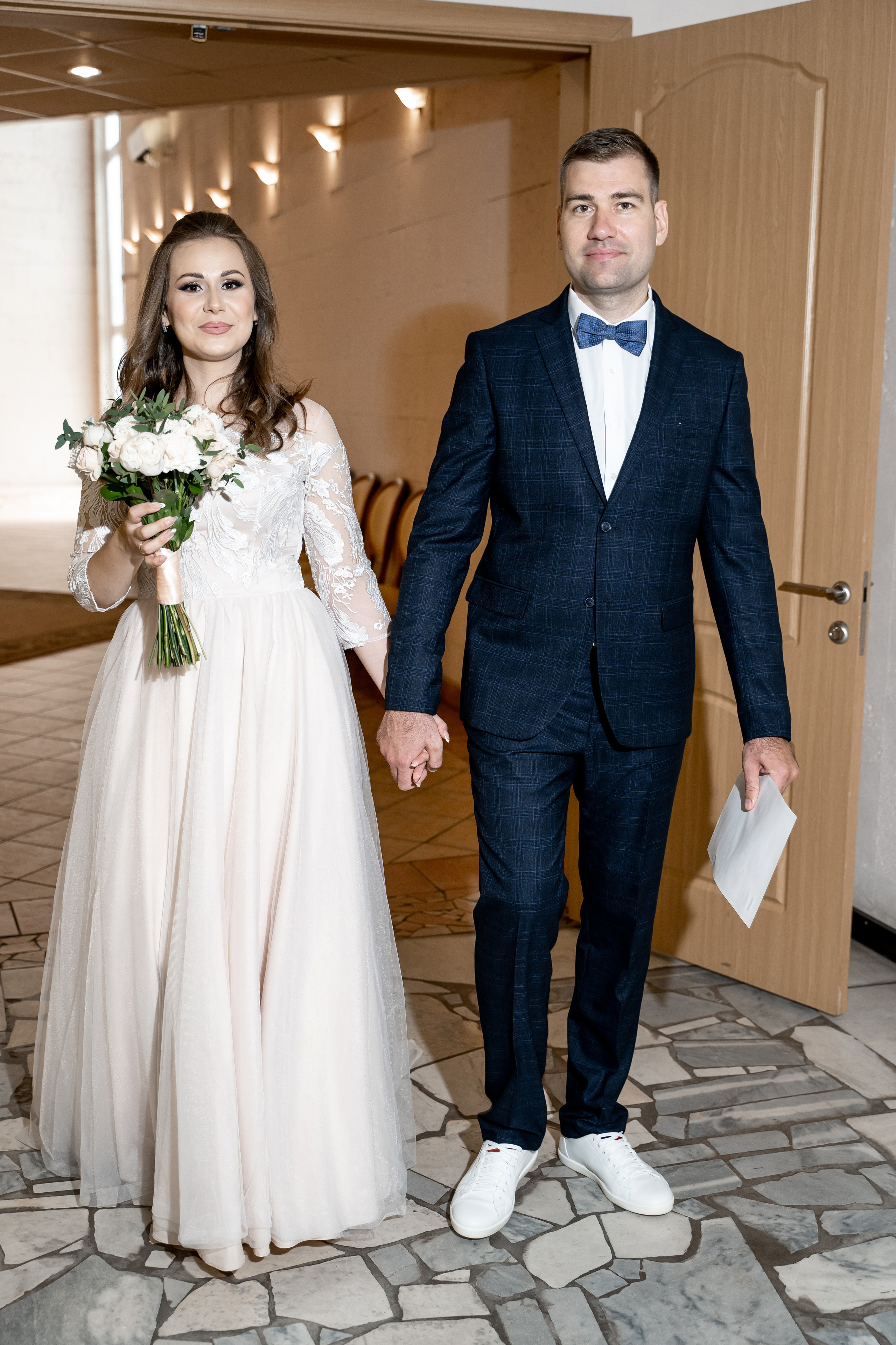 Регистрация брака, роспись во дворце бракосочетания Видное.  Видновский ЗАГС. Свадьба , свадебная фотосессия в Москве, свадебная фотосессия Видное, Бутово, Домодедово. Свадебный и семейный фотограф Видное. ЗАГС Видное. Грибоедовский ЗАГС. Свадебная прогулка в Царицыно. Фотограф на свадьбу. Свадебная прогулка в Москве.