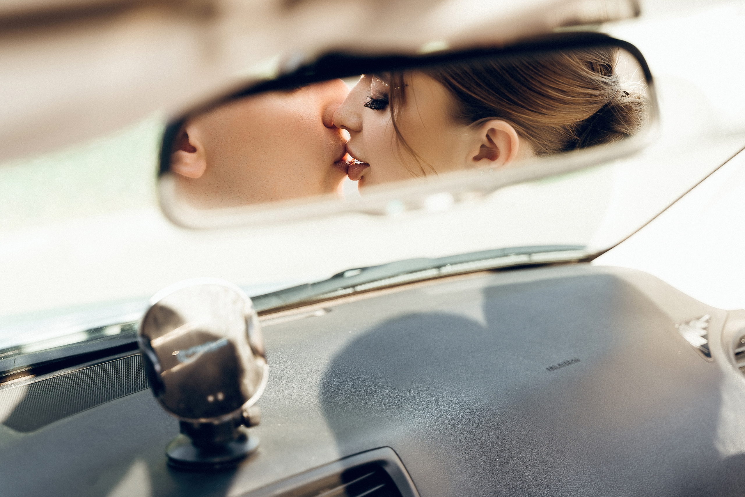 Регистрация брака, роспись во дворце бракосочетания Шипиловский.  Шипиловский ЗАГС. Свадьба , свадебная фотосессия в Москве, свадебная фотосессия Видное, Бутово, Домодедово. Свадебный и семейный фотограф Видное. Видновский ЗАГС. Свадебная прогулка в Царицыно. Фотограф на свадьбу. Свадебная фотосессия в кабриолете.