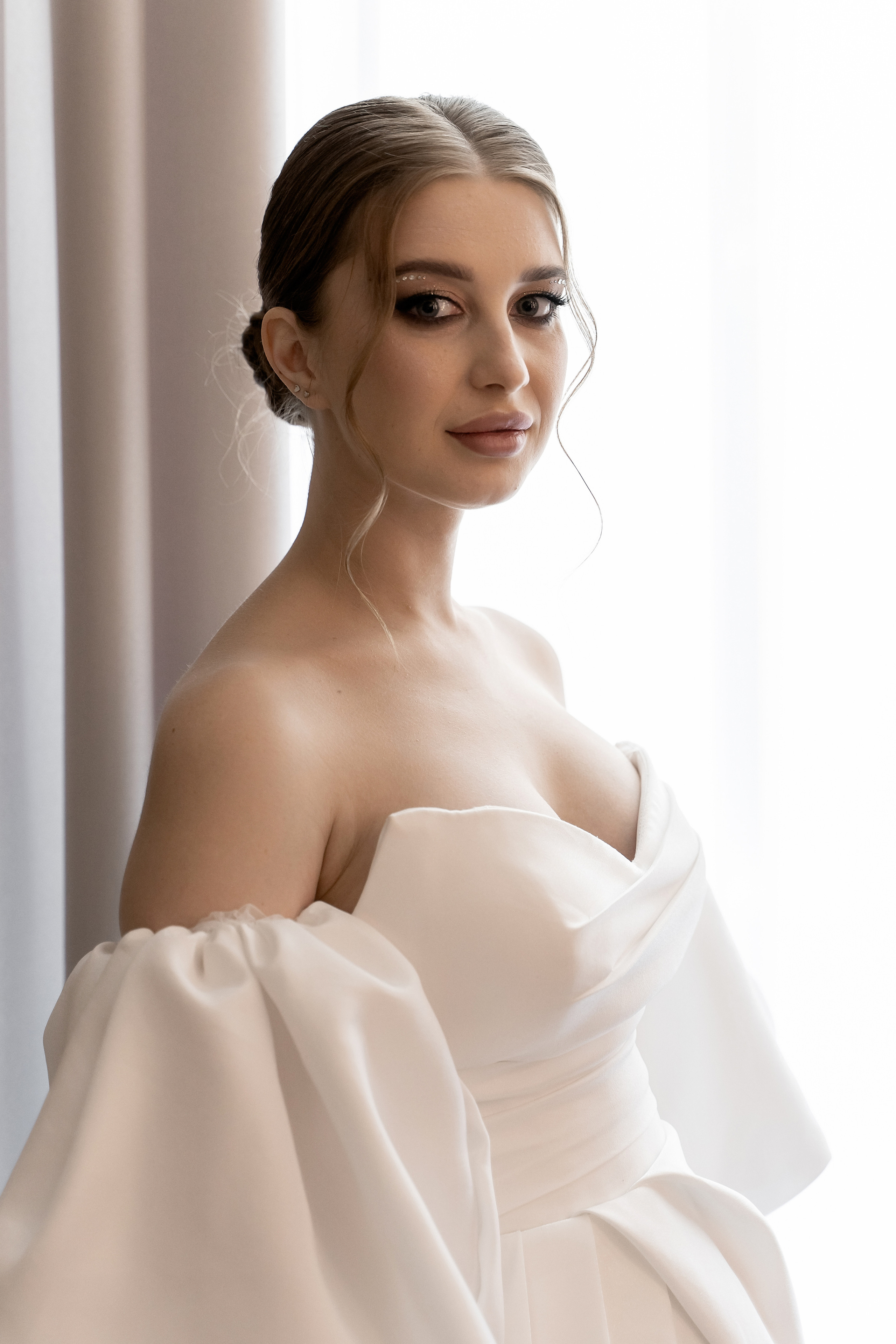 Женский фотограф в Москве и Московской области. Женская фотосессия. Женственные фотографии. Фотографии красивых женщин. Красивая стильная женская фотосессия. Контент-фотосессия. Визуал для блога.