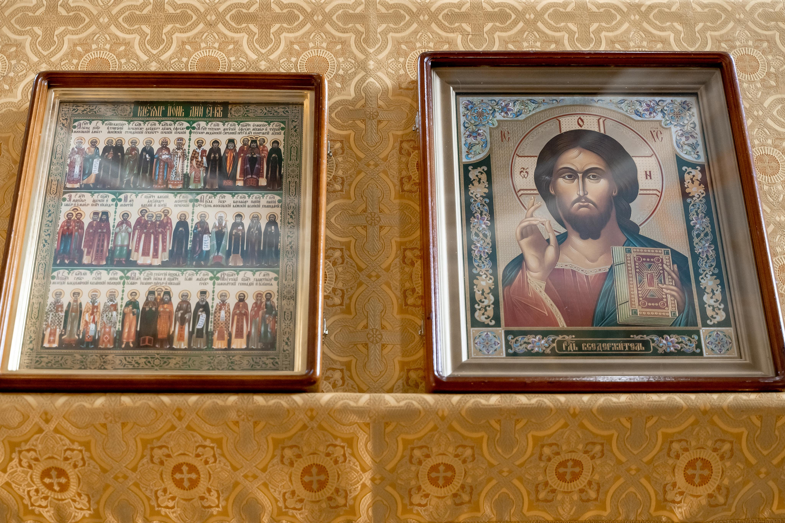 Таинство Крещения в Церкви Святого Пророка Ильи. Фотосъемка Крещения. Фотограф на Крещение. Таинство Крещения в Москве. Крещение в г. Видное, г. Домодедово.