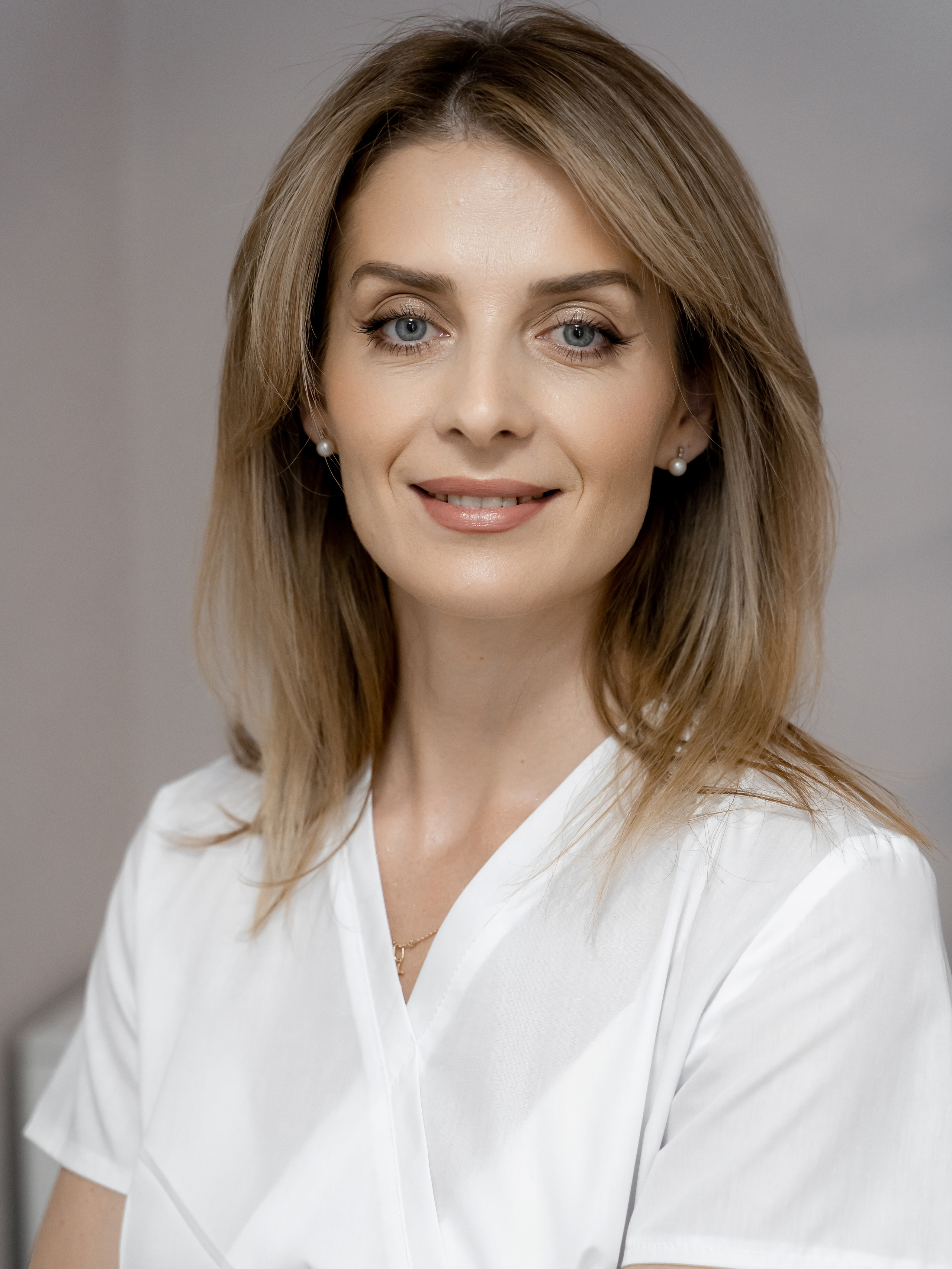 Женский фотограф в Москве и Московской области. Женская фотосессия. Женственные фотографии. Фотографии красивых женщин. Красивая стильная женская фотосессия. Контент-фотосессия. Визуал для блога.