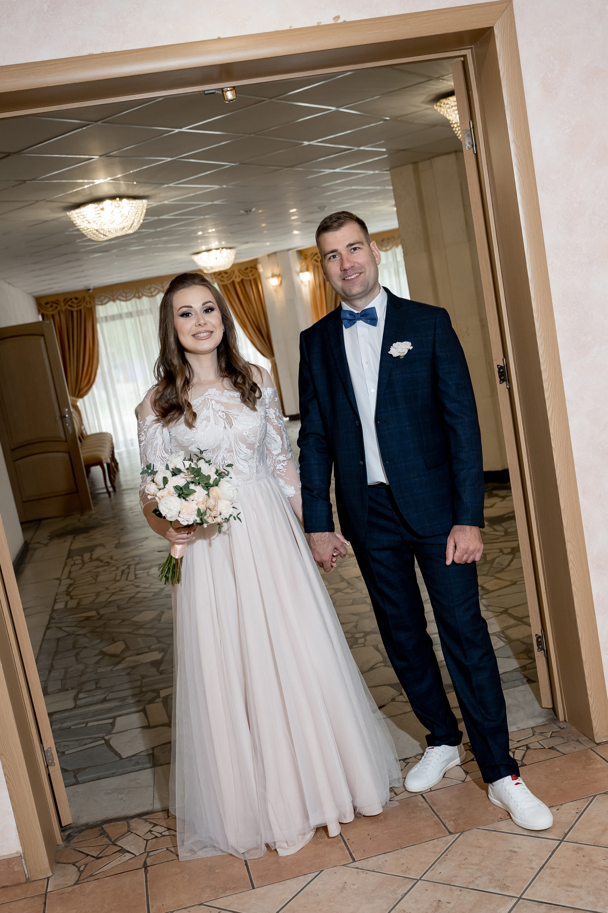 Регистрация брака, роспись во дворце бракосочетания Видное.  Видновский ЗАГС. Свадьба , свадебная фотосессия в Москве, свадебная фотосессия Видное, Бутово, Домодедово. Свадебный и семейный фотограф Видное. ЗАГС Видное. Грибоедовский ЗАГС. Свадебная прогулка в Царицыно. Фотограф на свадьбу. Свадебная прогулка в Москве.