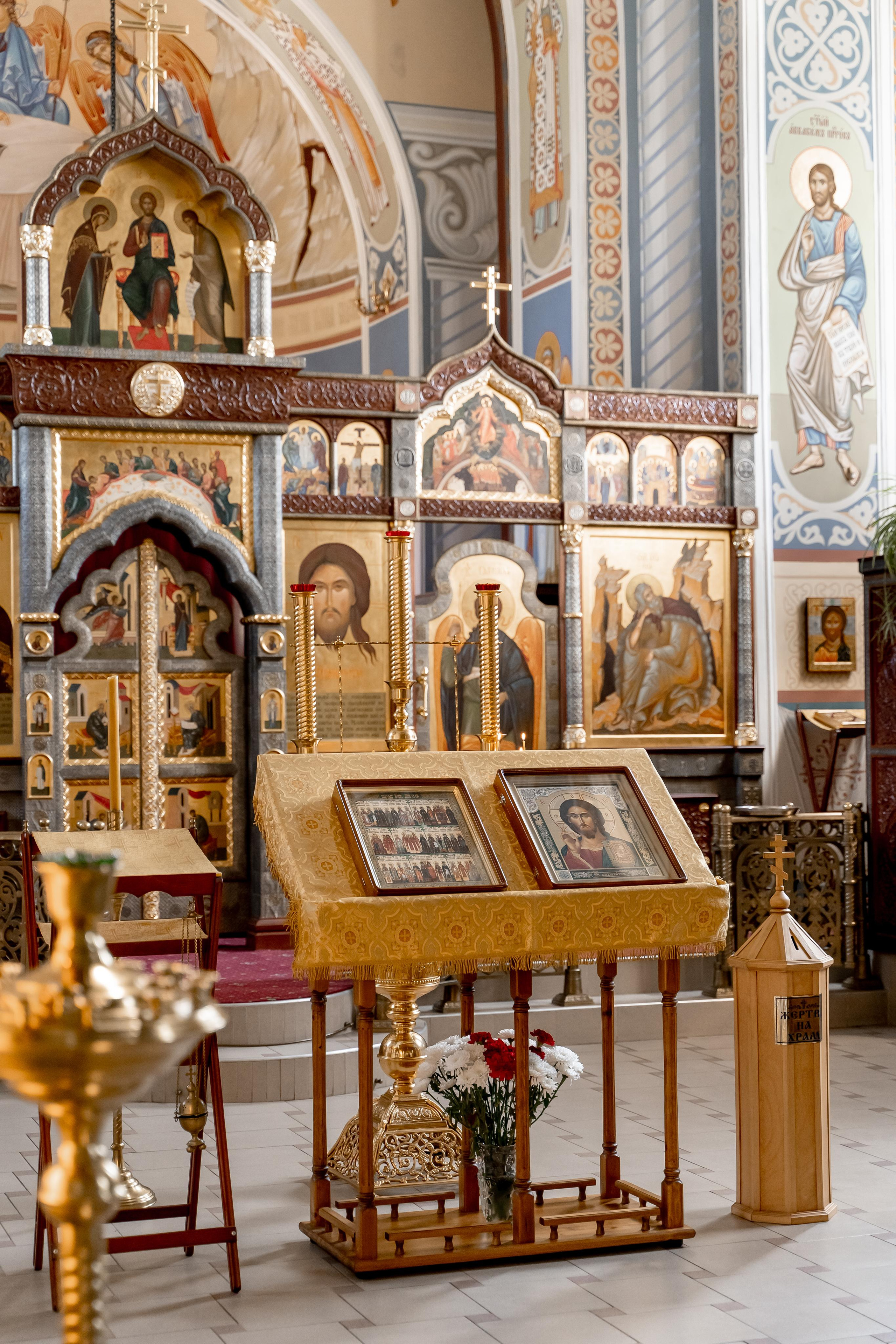 Таинство Крещения в Церкви Святого Пророка Ильи. Фотосъемка Крещения. Фотограф на Крещение. Таинство Крещения в Москве. Крещение в г. Видное, г. Домодедово.