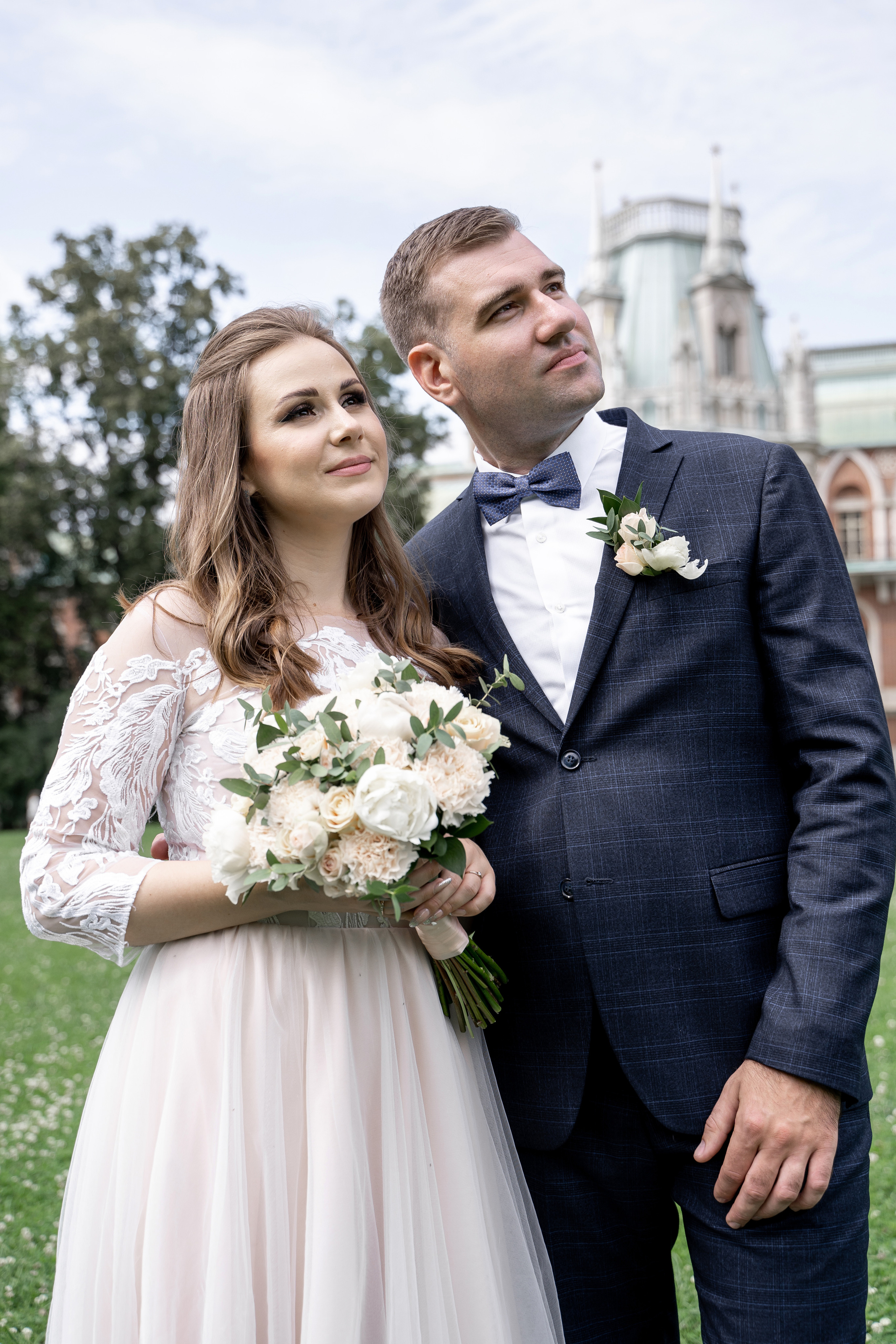 Регистрация брака, роспись во дворце бракосочетания Видное.  Видновский ЗАГС. Свадьба , свадебная фотосессия в Москве, свадебная фотосессия Видное, Бутово, Домодедово. Свадебный и семейный фотограф Видное. ЗАГС Видное. Грибоедовский ЗАГС. Свадебная прогулка в Царицыно. Фотограф на свадьбу. Свадебная прогулка в Москве.