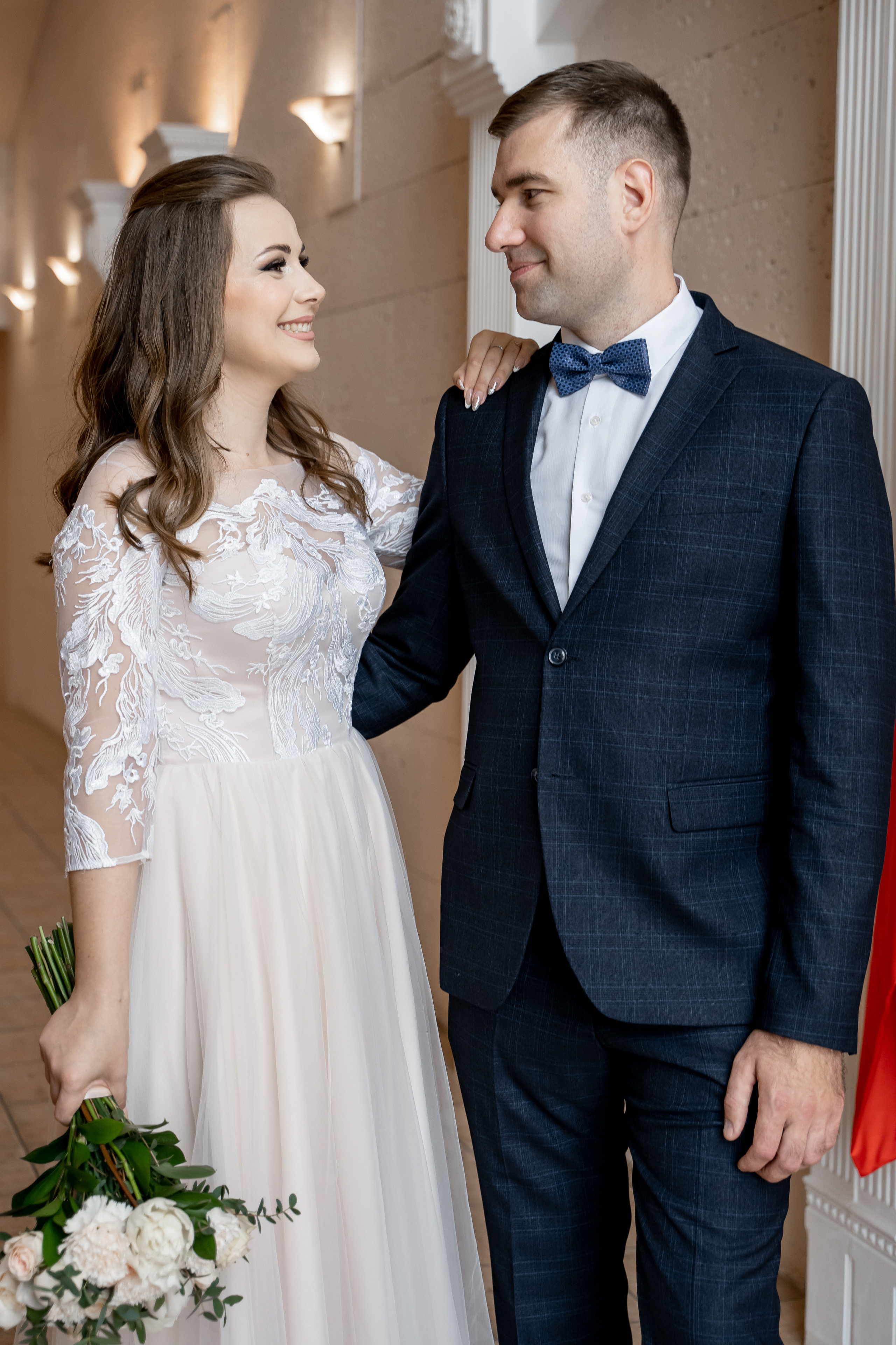 Регистрация брака, роспись во дворце бракосочетания Видное.  Видновский ЗАГС. Свадьба , свадебная фотосессия в Москве, свадебная фотосессия Видное, Бутово, Домодедово. Свадебный и семейный фотограф Видное. ЗАГС Видное. Грибоедовский ЗАГС. Свадебная прогулка в Царицыно. Фотограф на свадьбу. Свадебная прогулка в Москве.